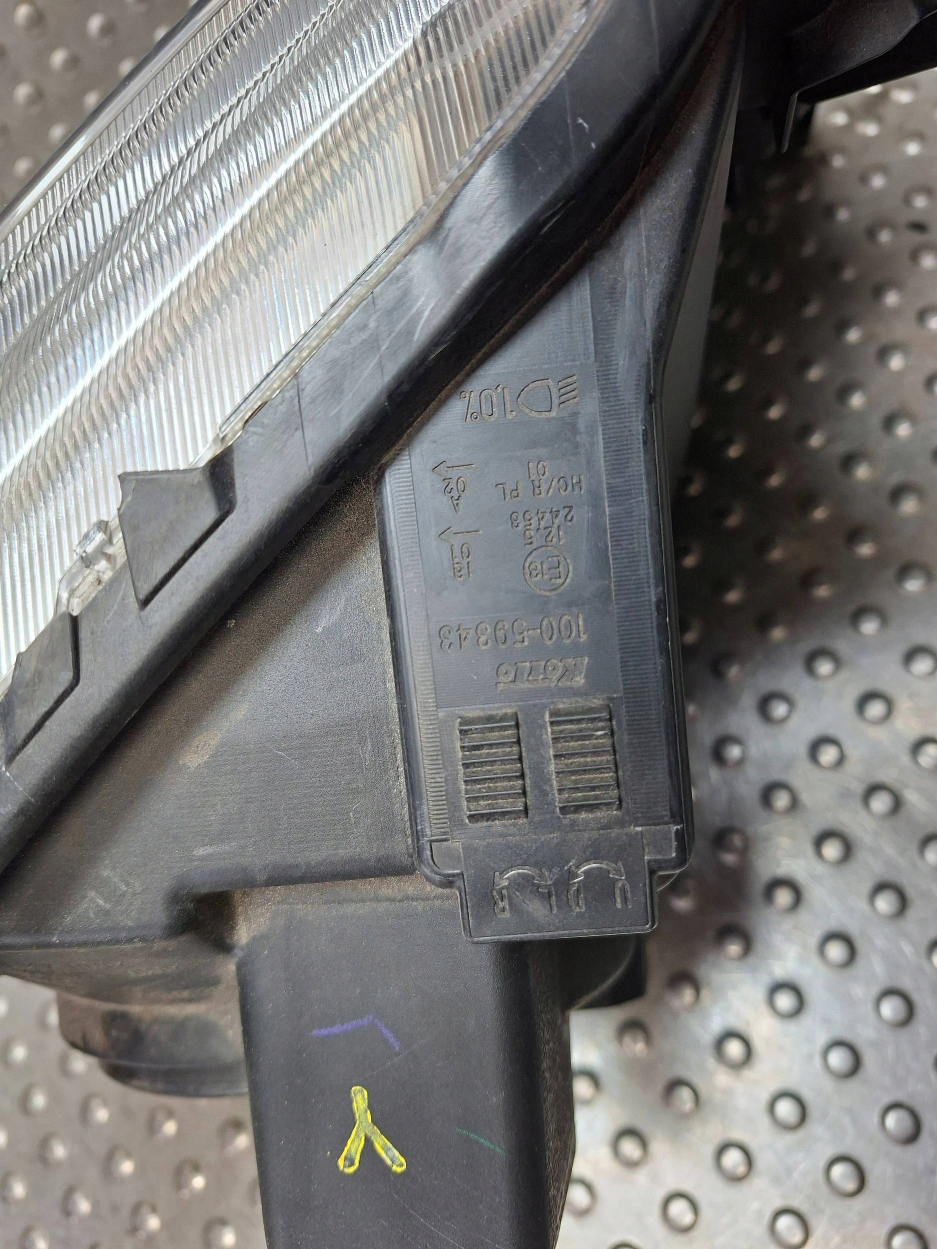 light front left SUZUKI IGNIS III 16- EU