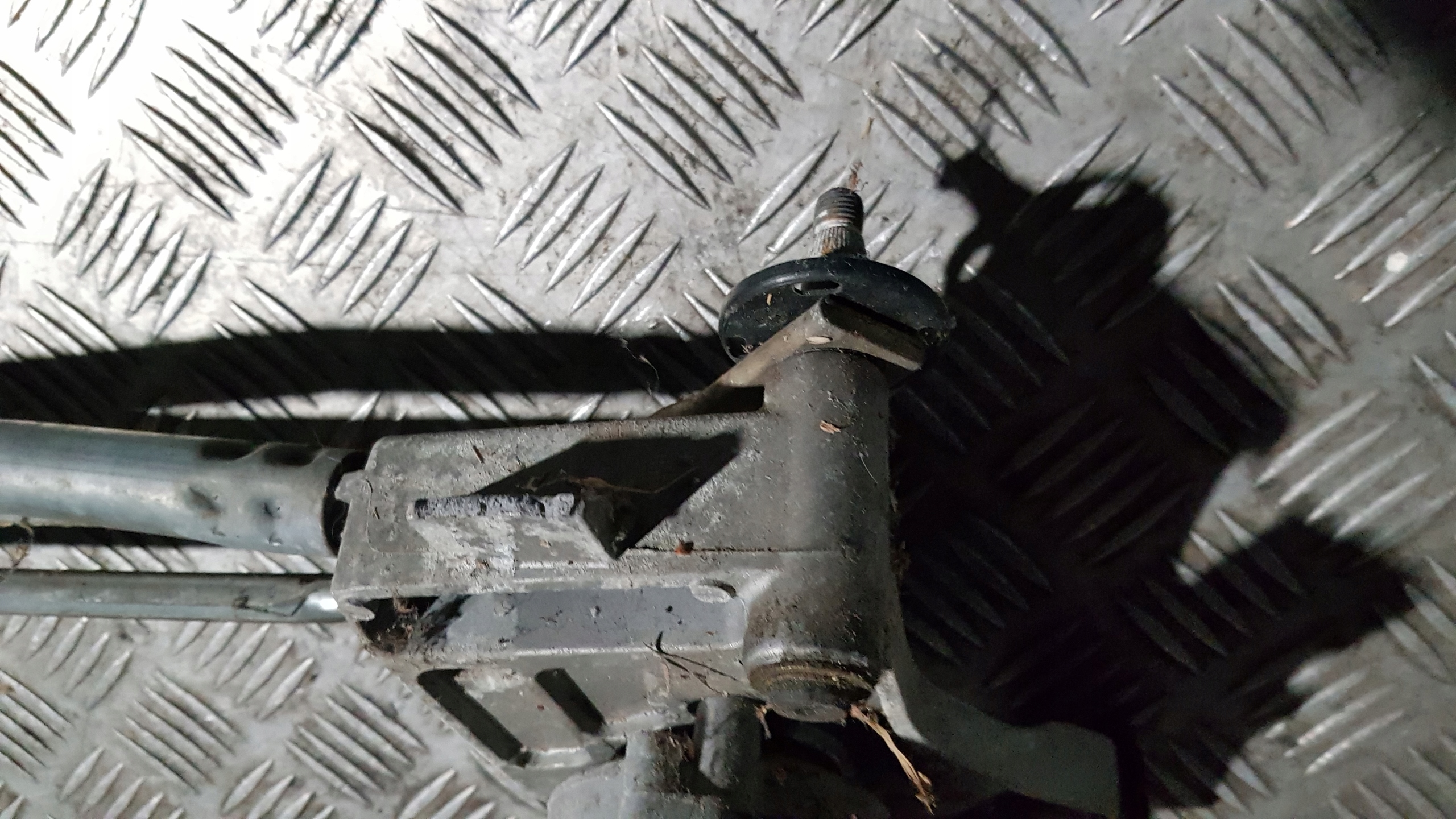 HONDA CIVIC VII wiper mechanism front EUROPA