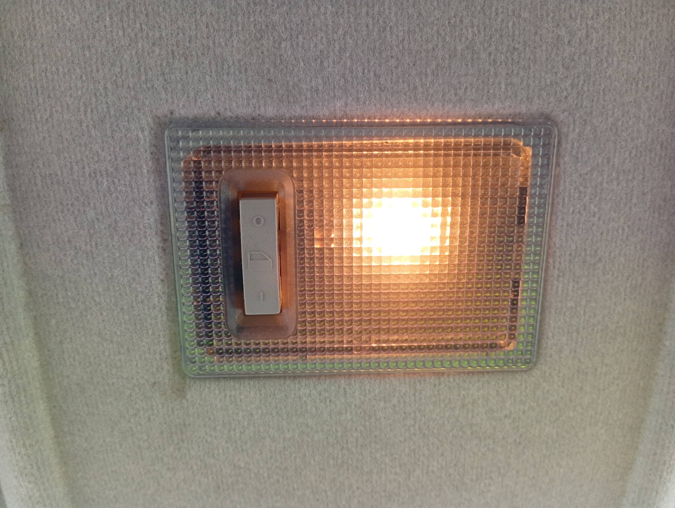 light inner sufitowa cabs oswietlenie Opel Corsa D 06-10