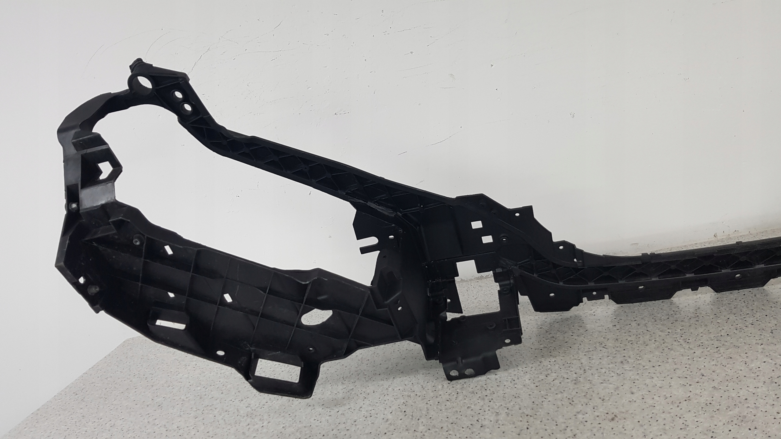 bar, wall front VOLVO V40 2012 - 6536