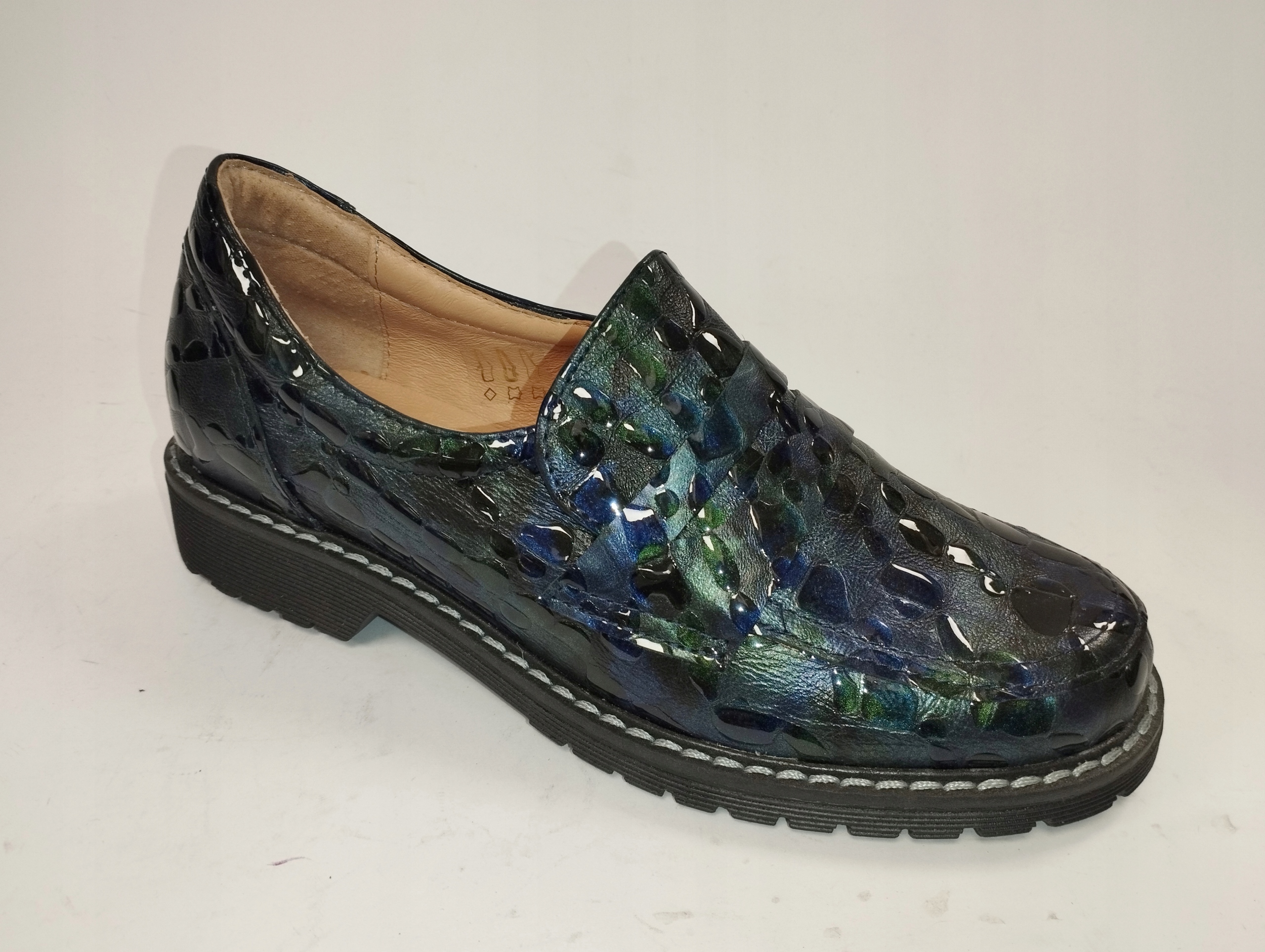 Lakované mokasíny z kůže Andy Ohaio zelené vel.36