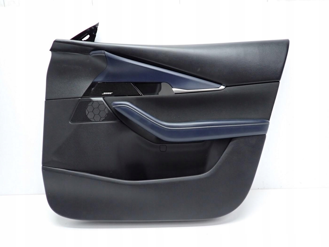 дверные карты правый передний европа DFR968420D mazda CX-30 CX30 19R