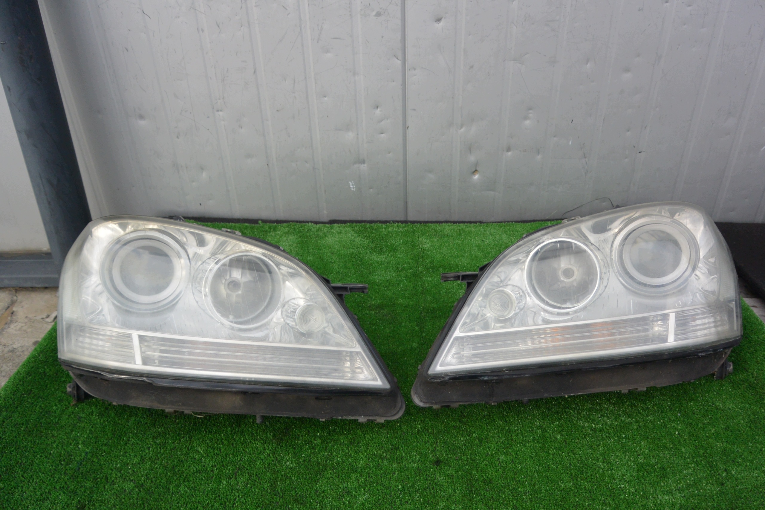 MERCEDES-BENZ ML 164 W164 05-09 REFLEKTOR light left right front UK KPL H7