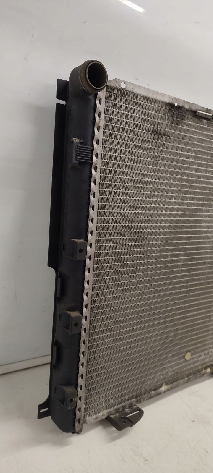 water cooler Mercedes W124 2,2