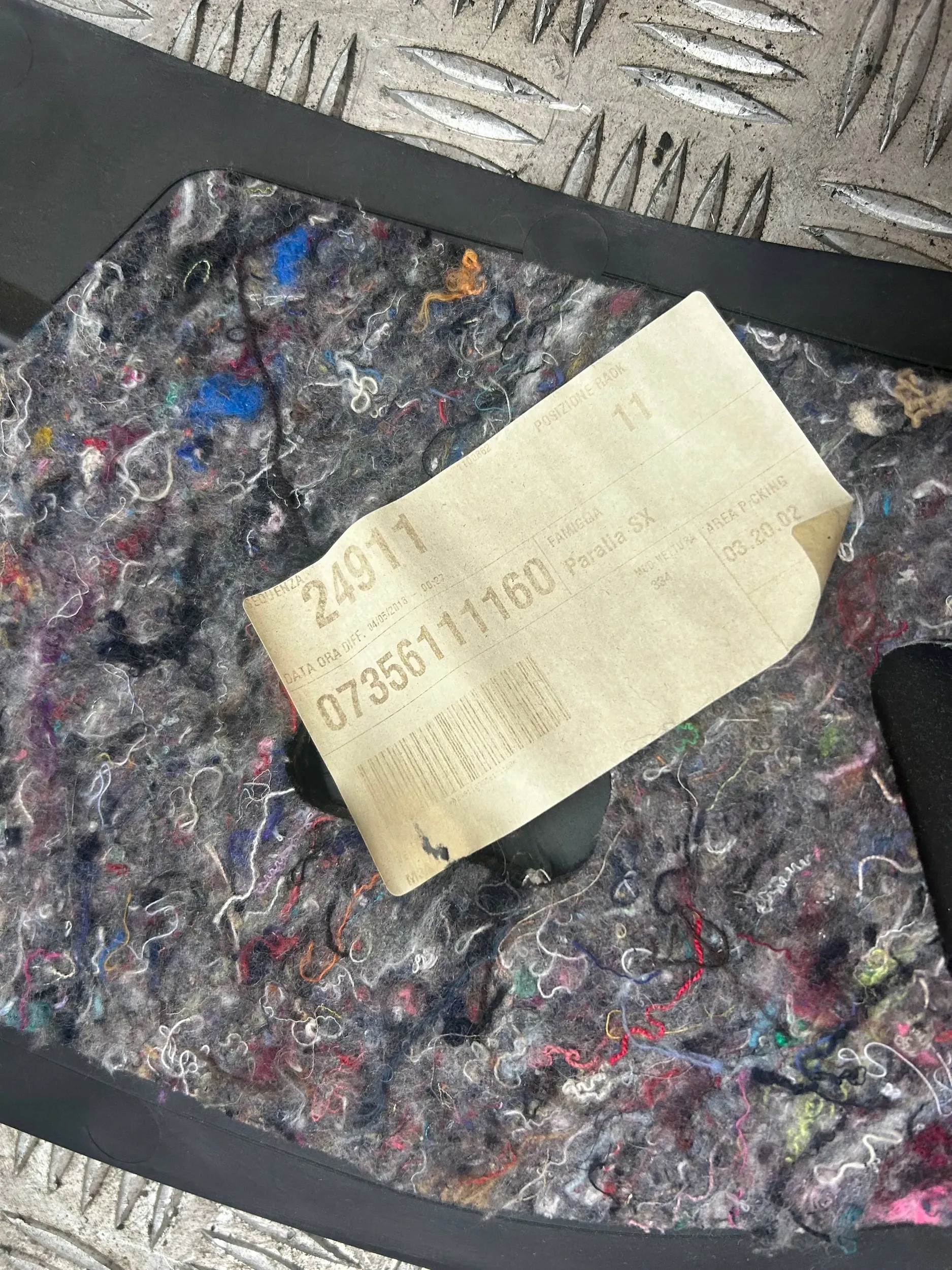 OSŁONA TUNELU ŚRODKOWEGO LEWA FIAT 500X 07356111160 Numer katalogowy części 07356111160