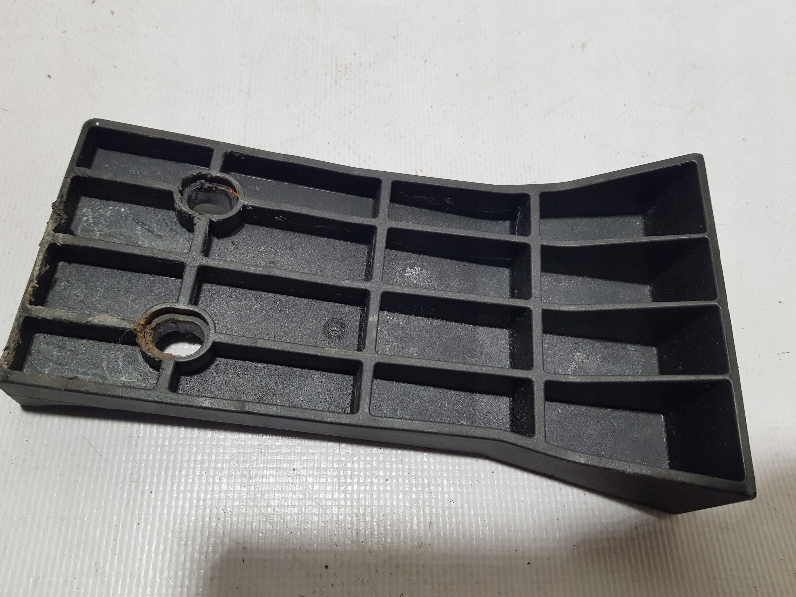 MERCEDES SL R230 Halter Halter AKUMULATORA 2306190048