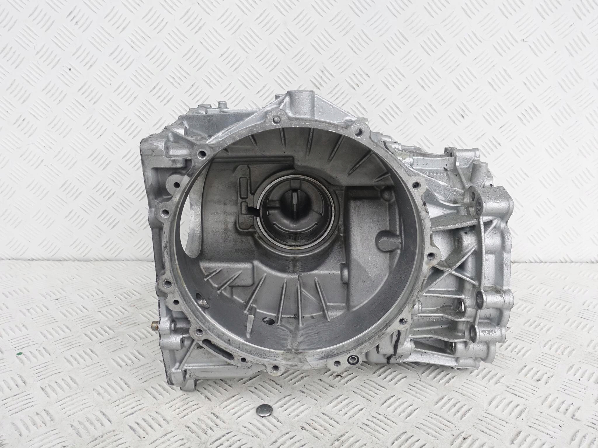 FERRARI 458 ITALIA SKRZYNIA BIEGOW OBUDOWA Part number 4810306695