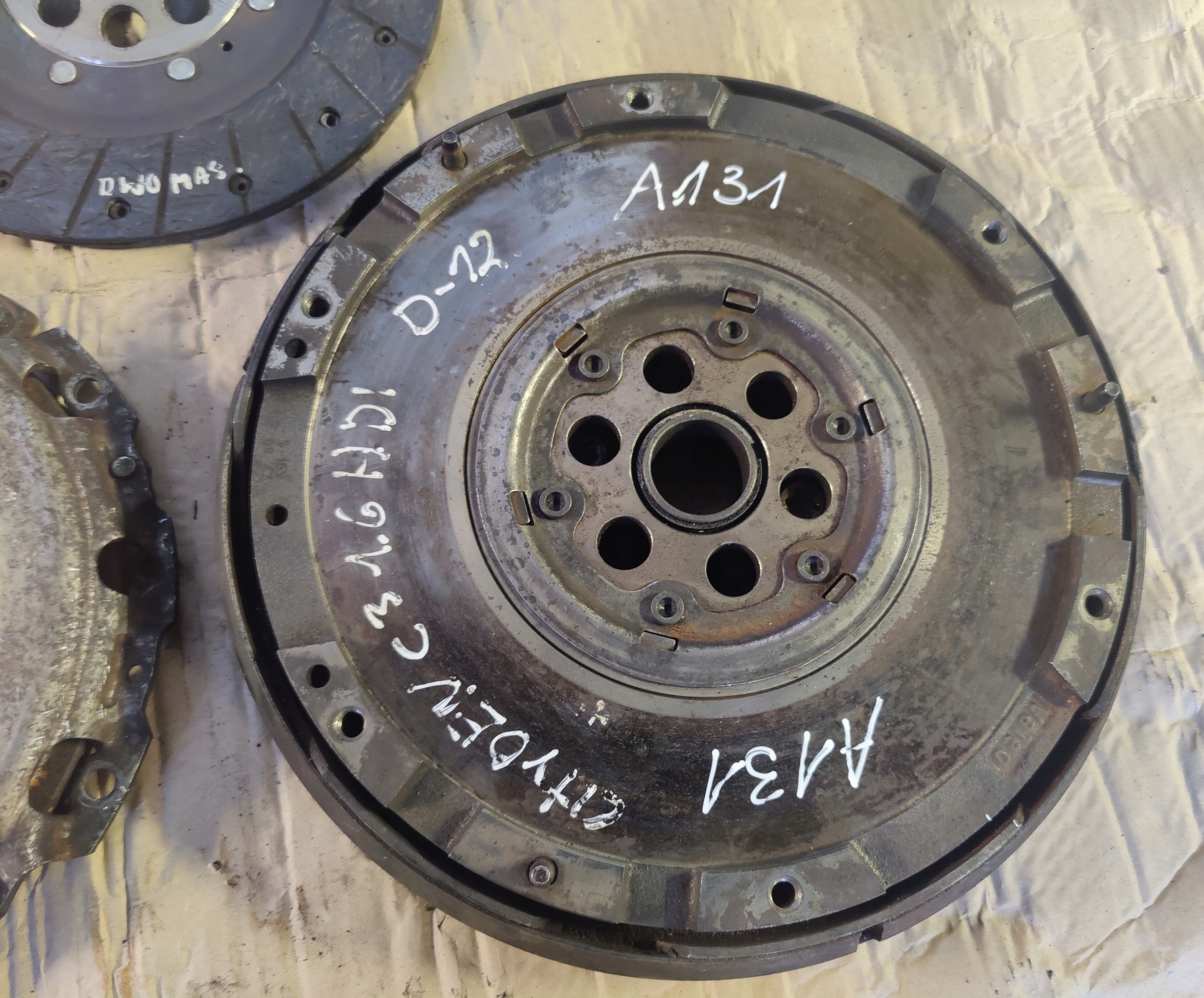 PEUGEOT CITROEN 1.6HDI VOLANO USATO disco di pressione A131