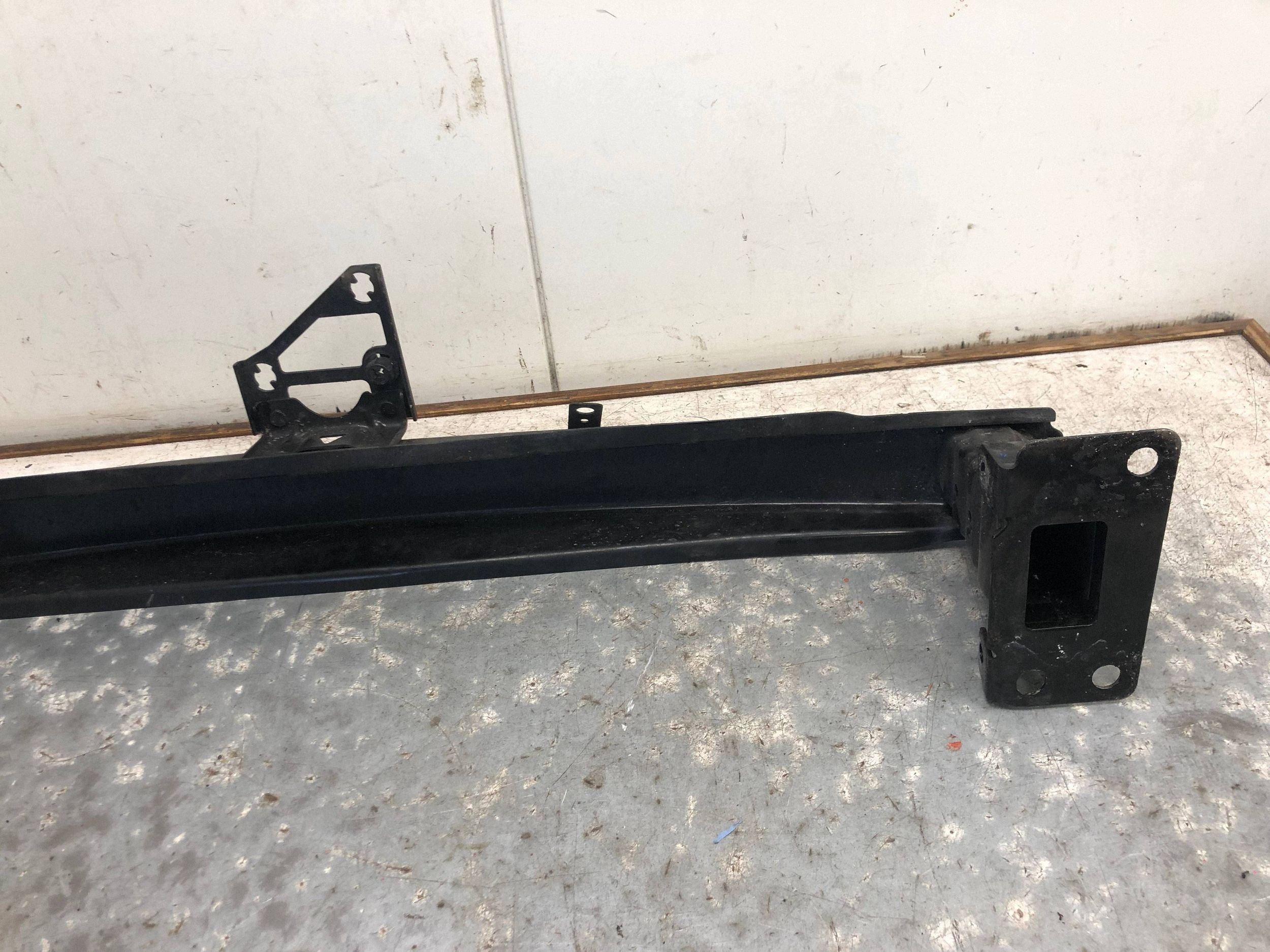 bumper support front SKODA RAPID 5JA807109