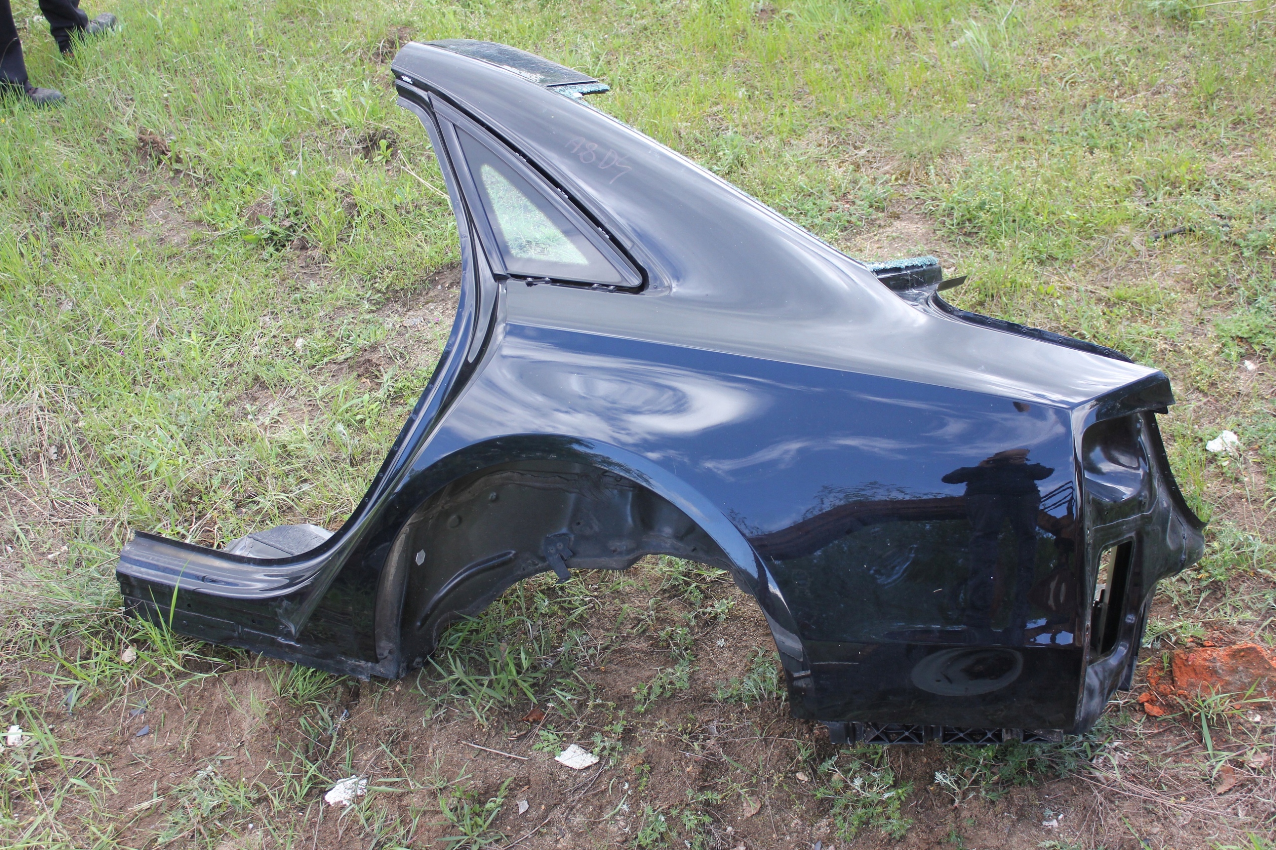 AUDI A8 D4 ĆWIARTKA BŁOTNIK TYŁ LEWA