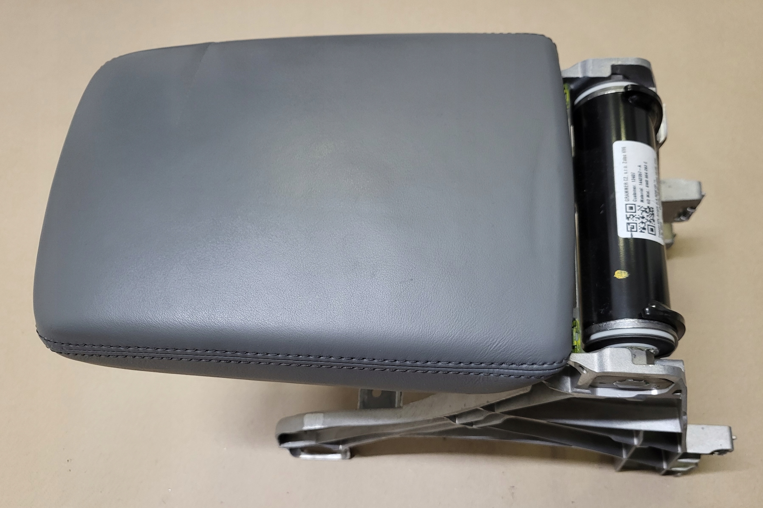armrest TUNELU SRODKOWEGO support grey leather AUDI A5 8W A4 B9 S-LINE