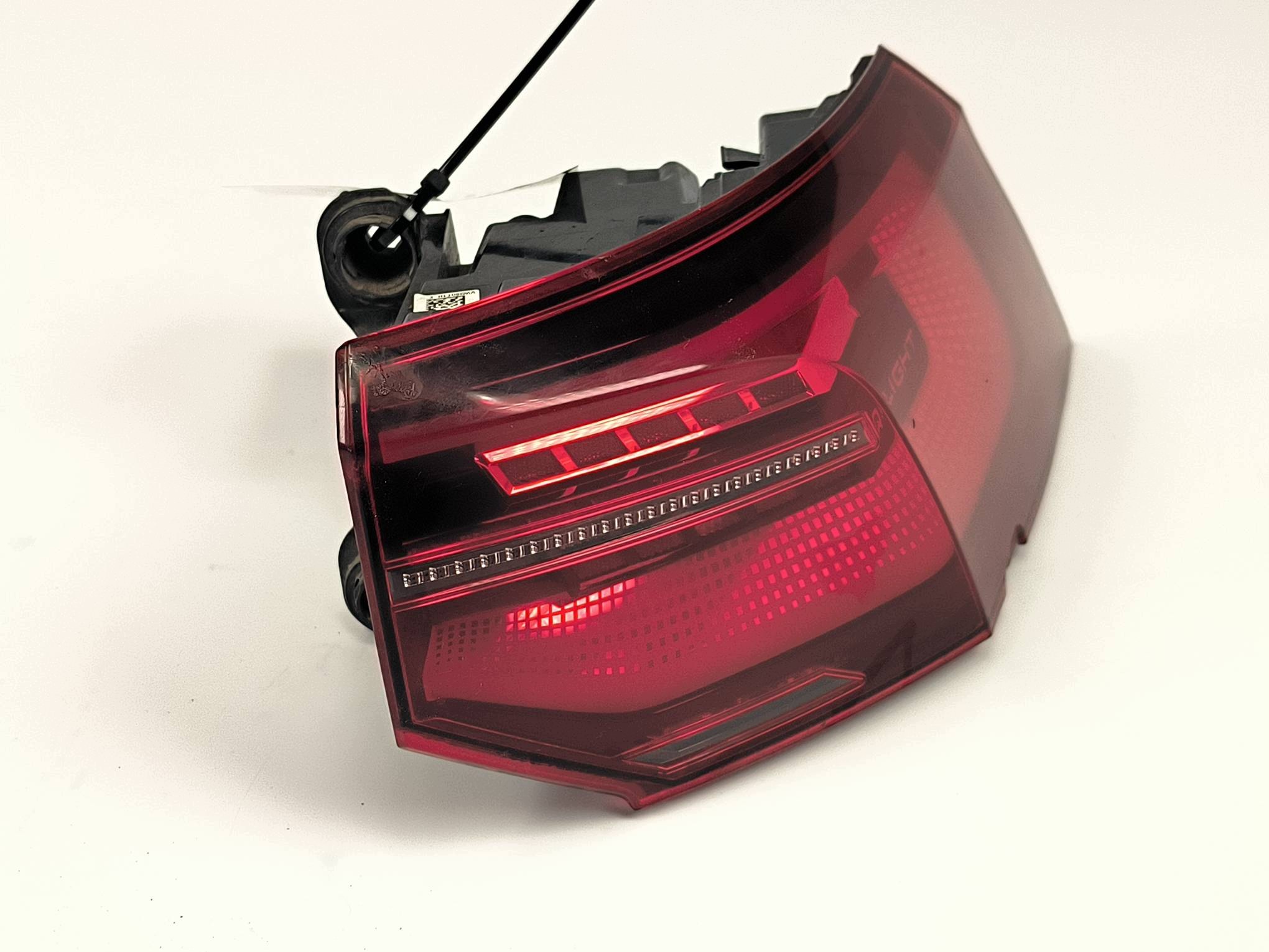 light right rear part 5H0945208A VOLKSWAGEN GOLF VIII R-LINE