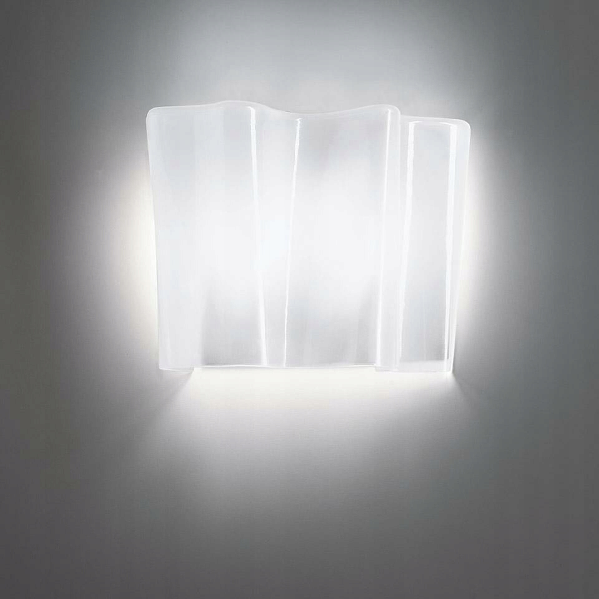 Artemide Logico nástenné svietidlo 2xE27 fumé difúzor 0391010A