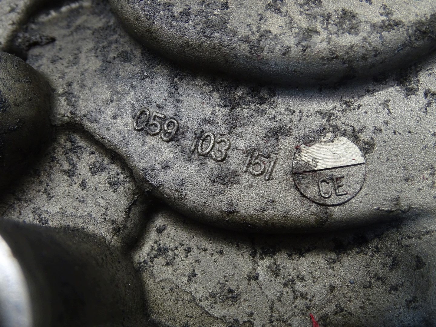 cover gearbox cover AUDI A6 C7 A7 Q5 3.0 TDI 059103151CE