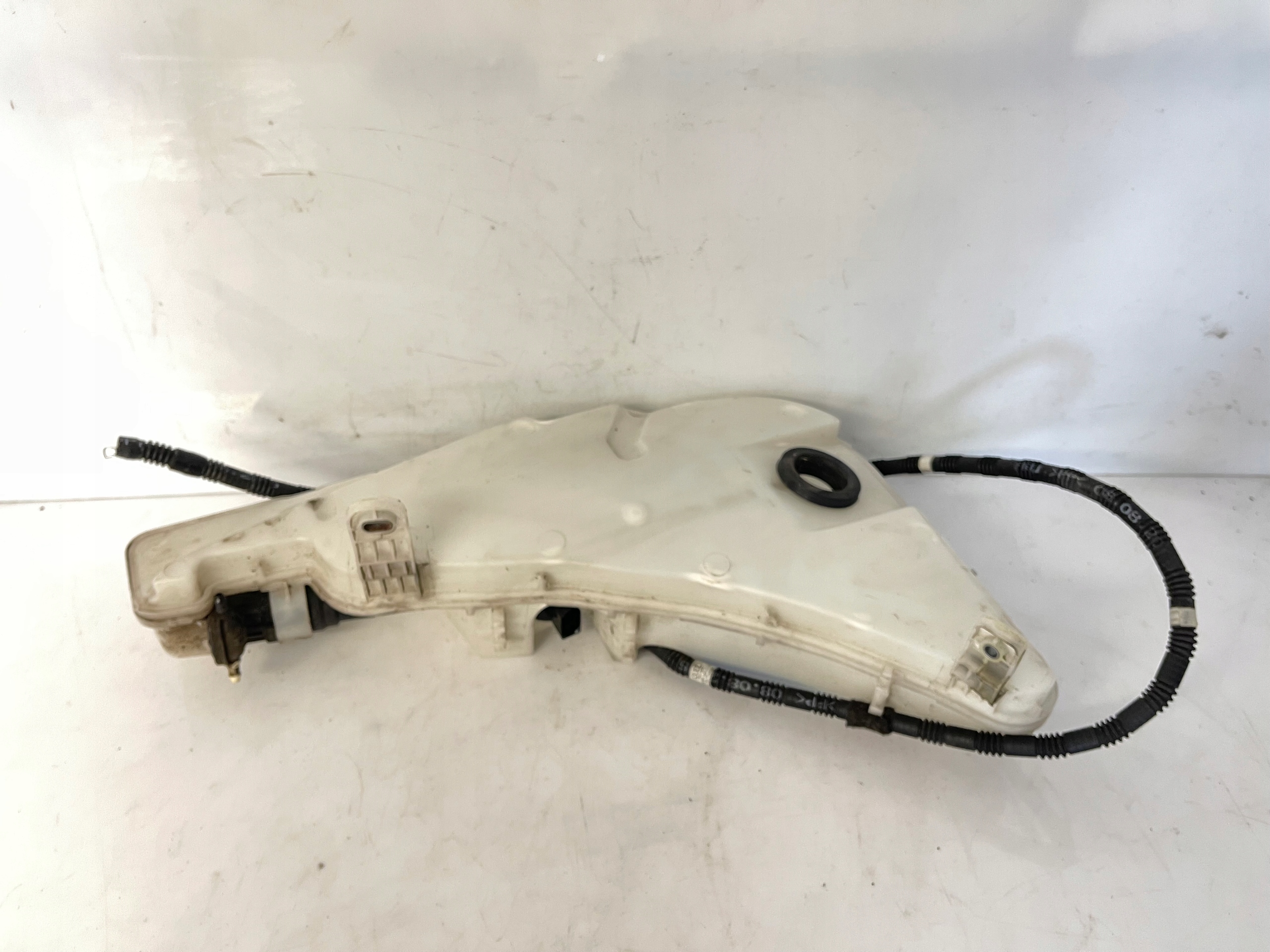 spremnik gasa mlaznice AUDI A6 C7 AUDI A7 4G0 spremnik mlaznice