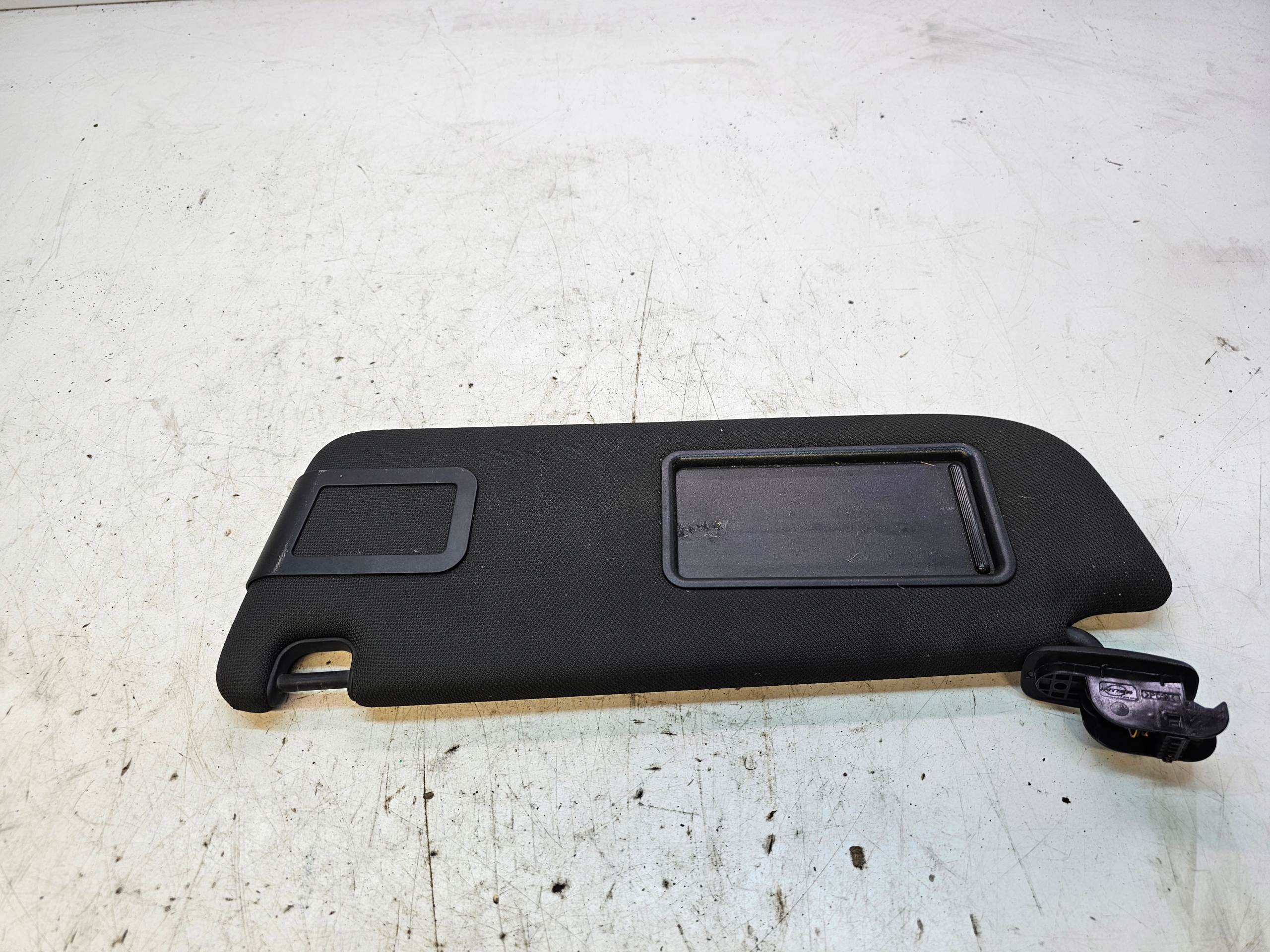 cover PRZECIWSLONECZNA left AUDI A6 C6 4F0857551P