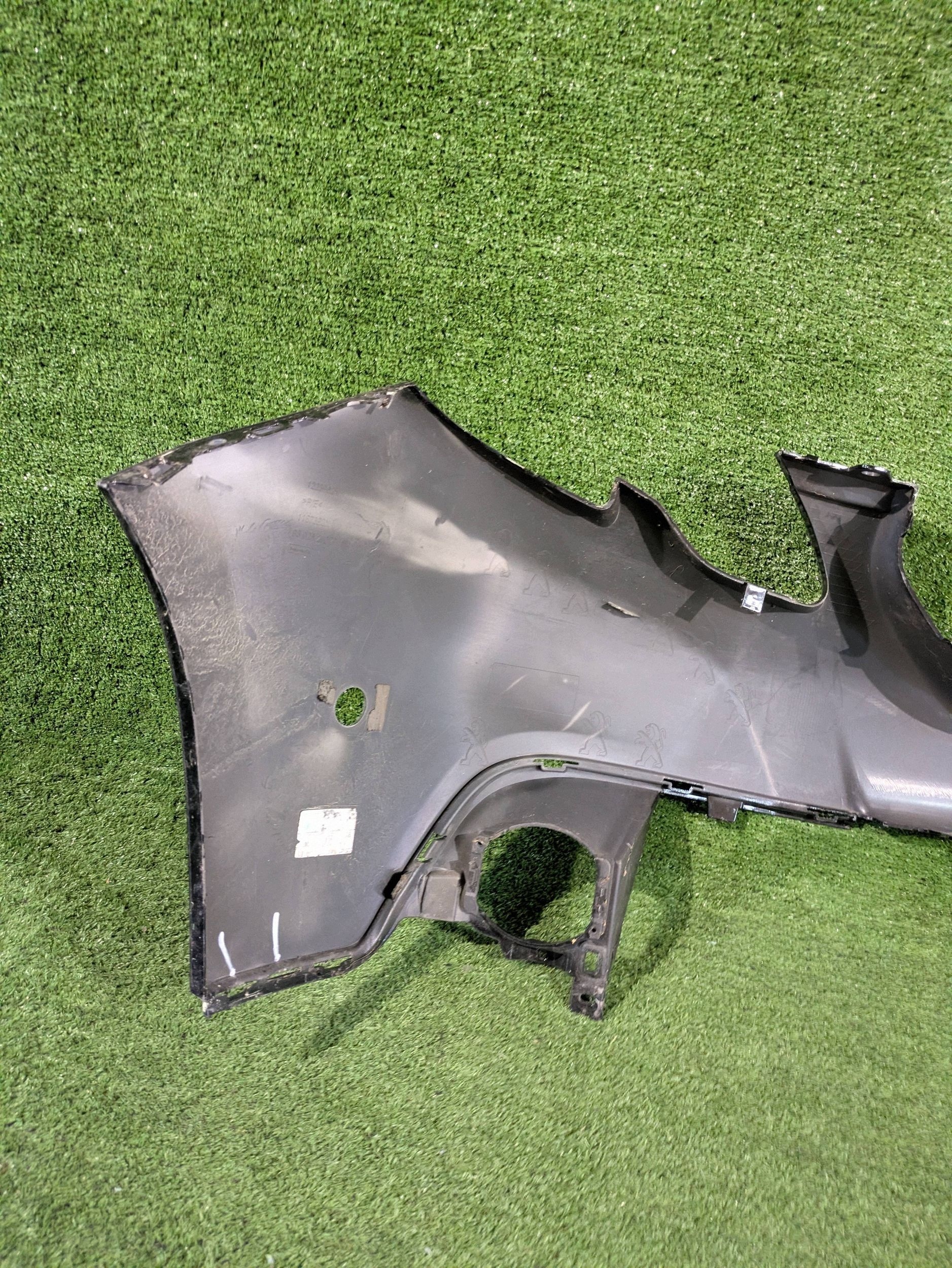 front bumper front PEUGEOT 2008 and 13-16 NR.Z9846