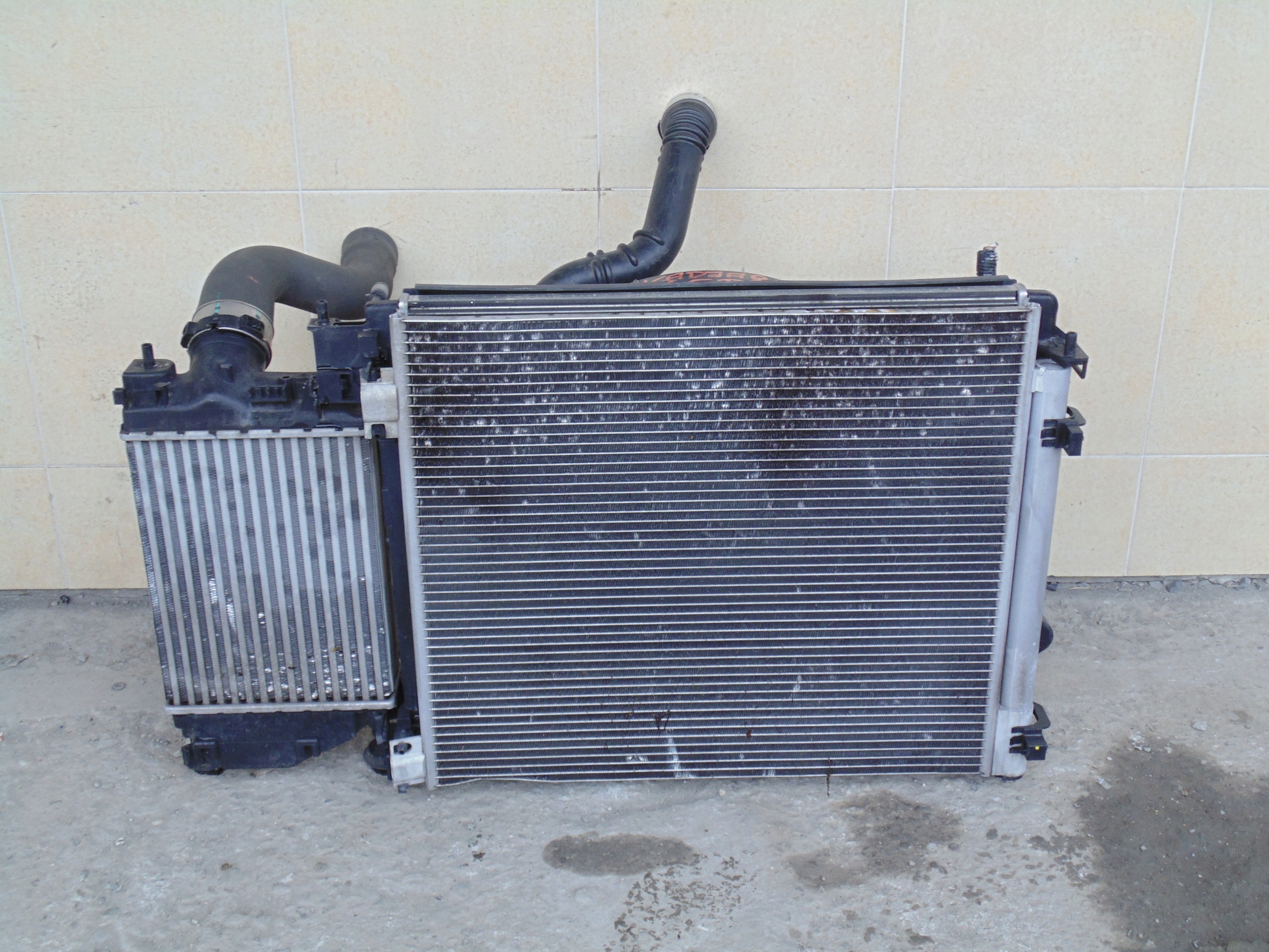 RADIATOR KOMPLET RENAULT KADJAR 1.5 DCI 2018 ROK.