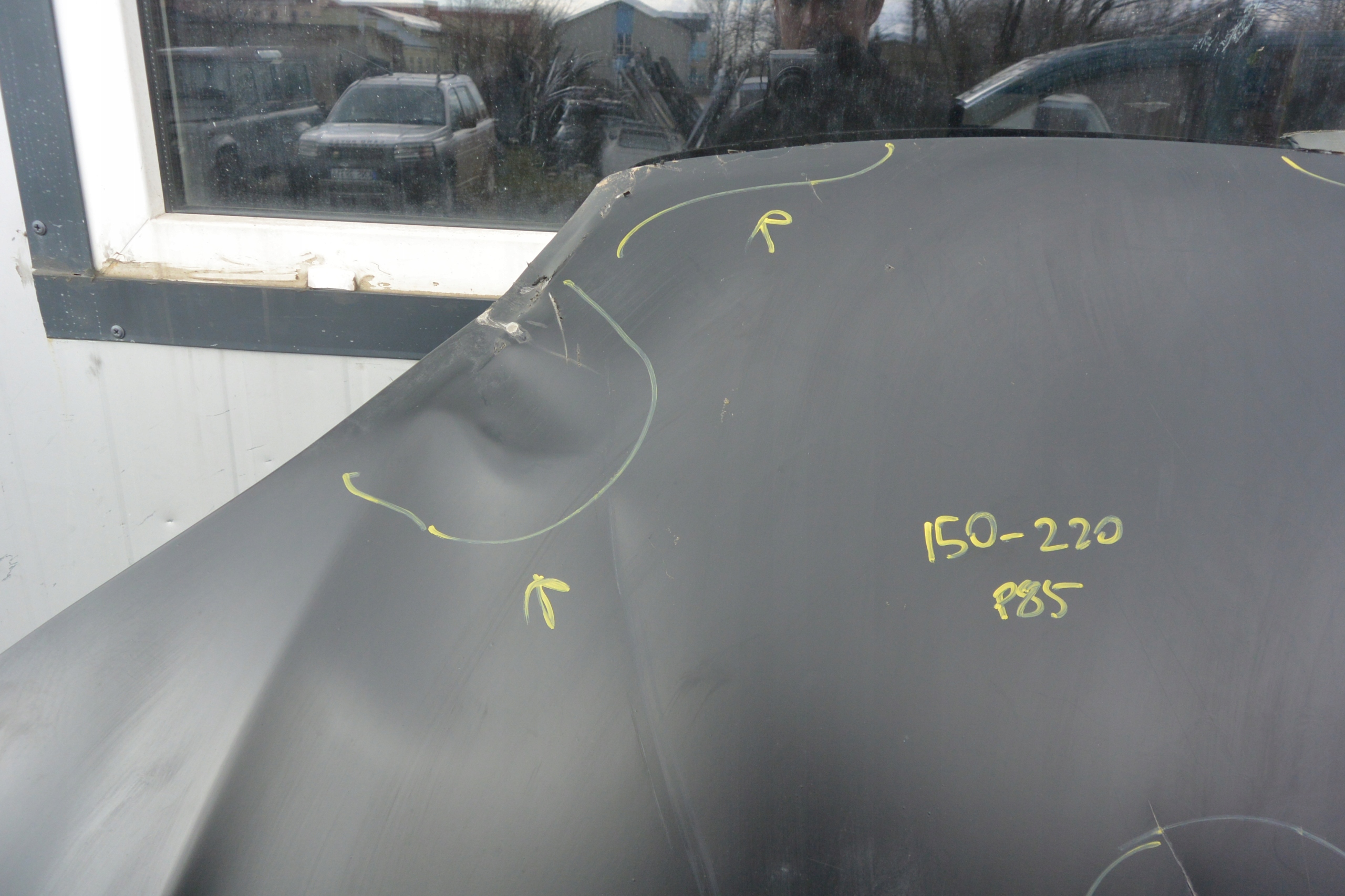 TESLA MODEL S 12- bonnet cover front