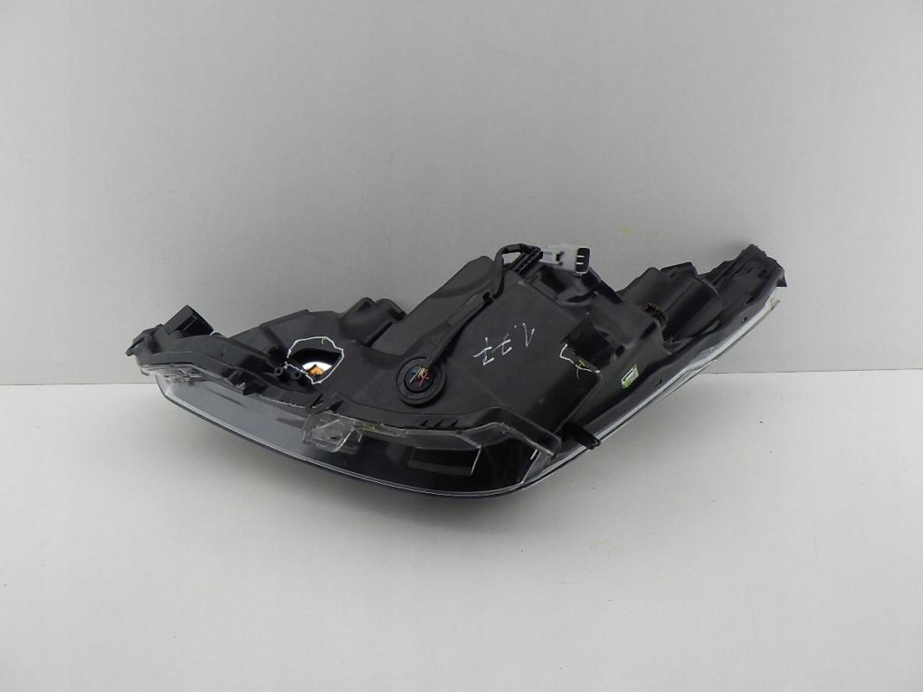 TOYOTA AYGO II 2 LIFT 18- light right