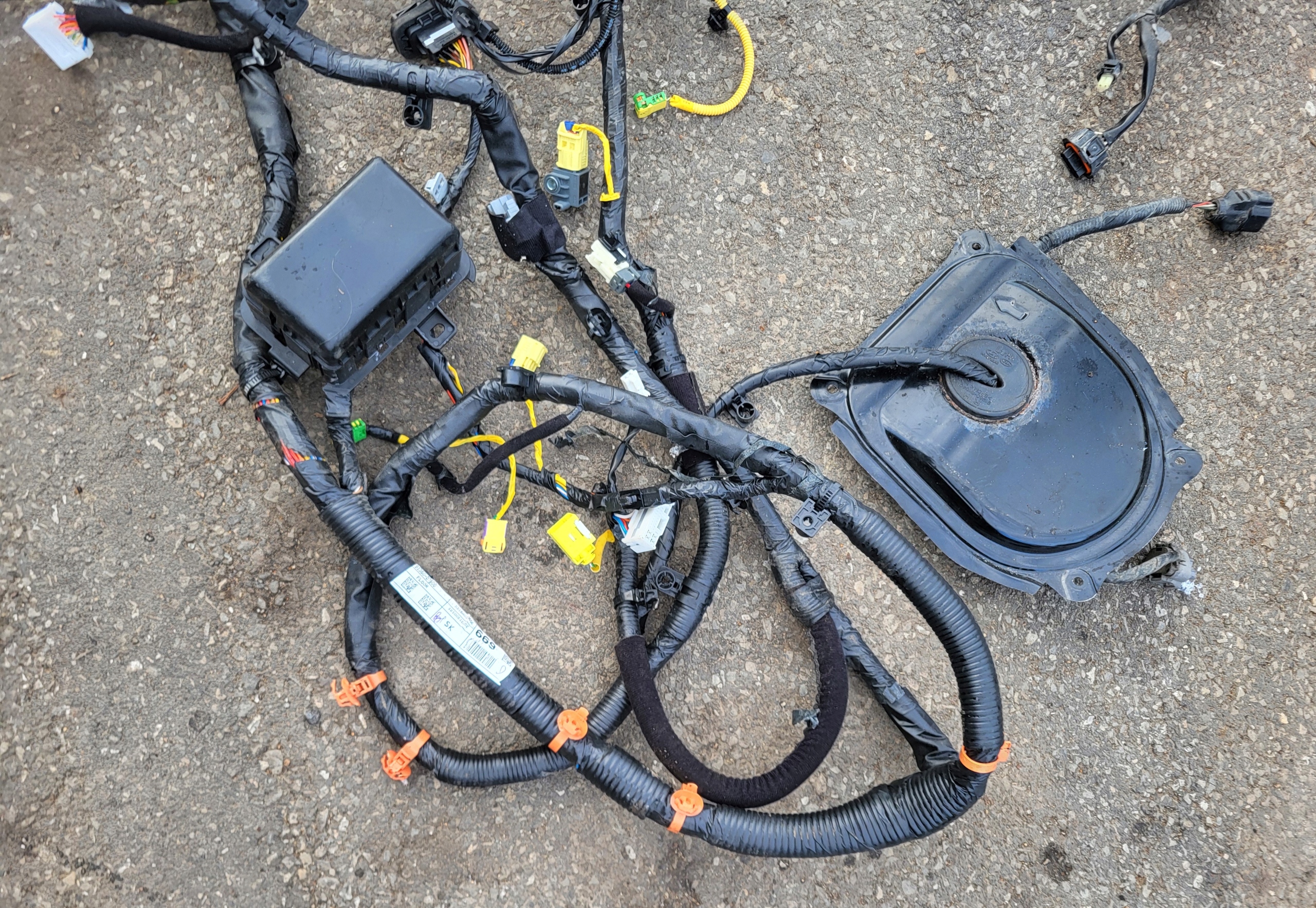 bundle wiring HYUNDAI TUCSON III LIFT TL1 OE EU