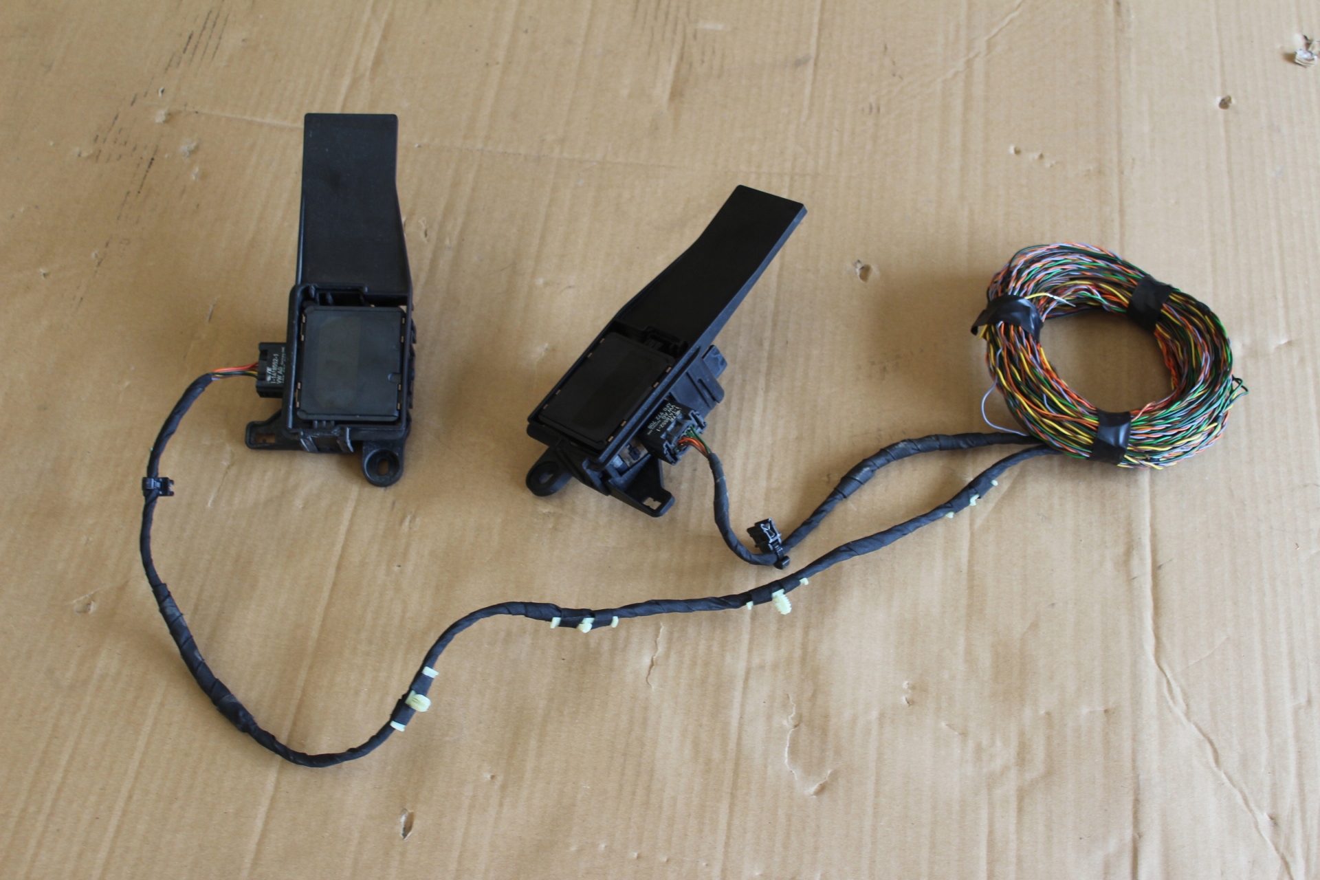 3Q0907566G 3Q0907590G - Модуль допоміжні модулі заднього ременя VW ARTEON 3H