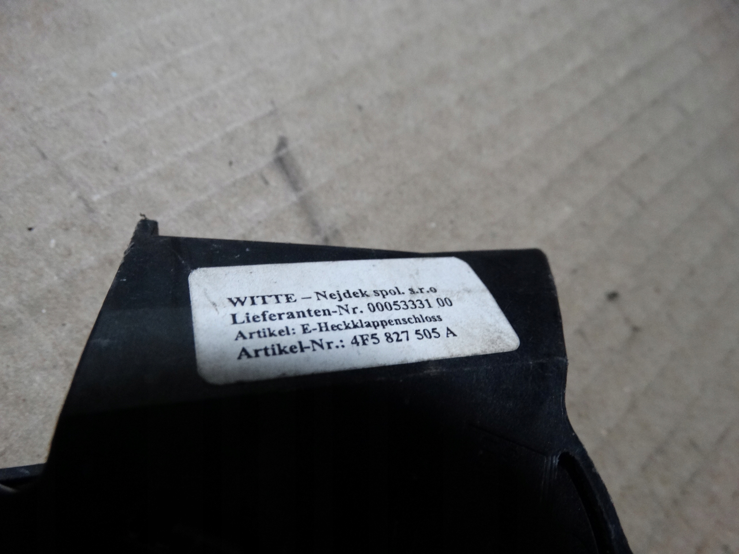 IDEALNY lock bonnet boot AUDI A4 Q7 A6 C6 1