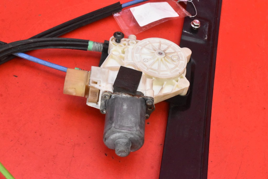 window regulator left front EU 0130022287 FORD MONDEO MK4 KOMBI 07-10