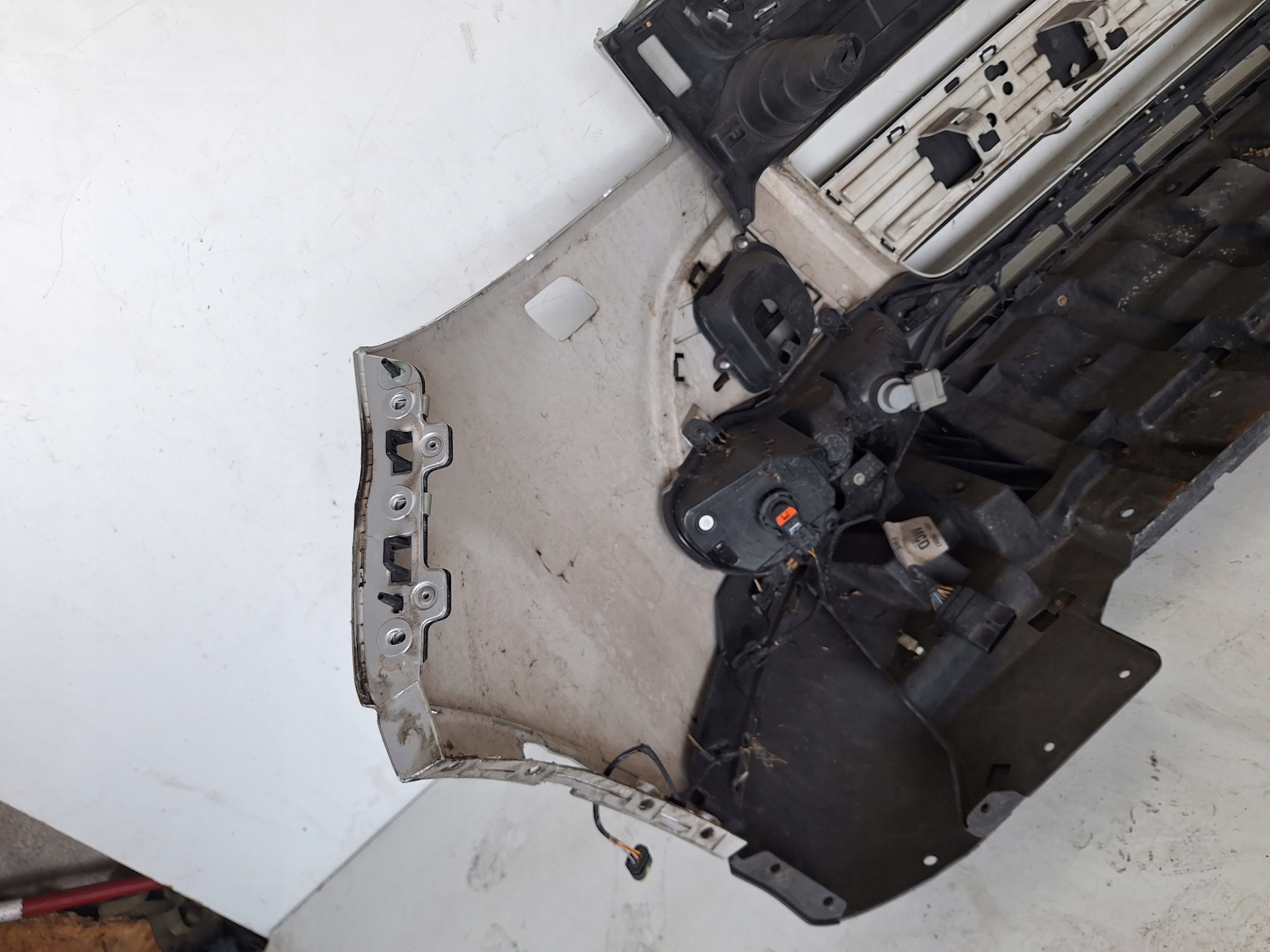 FORD KUGA MK2 12-16 bumper XENON + 6 X PDC