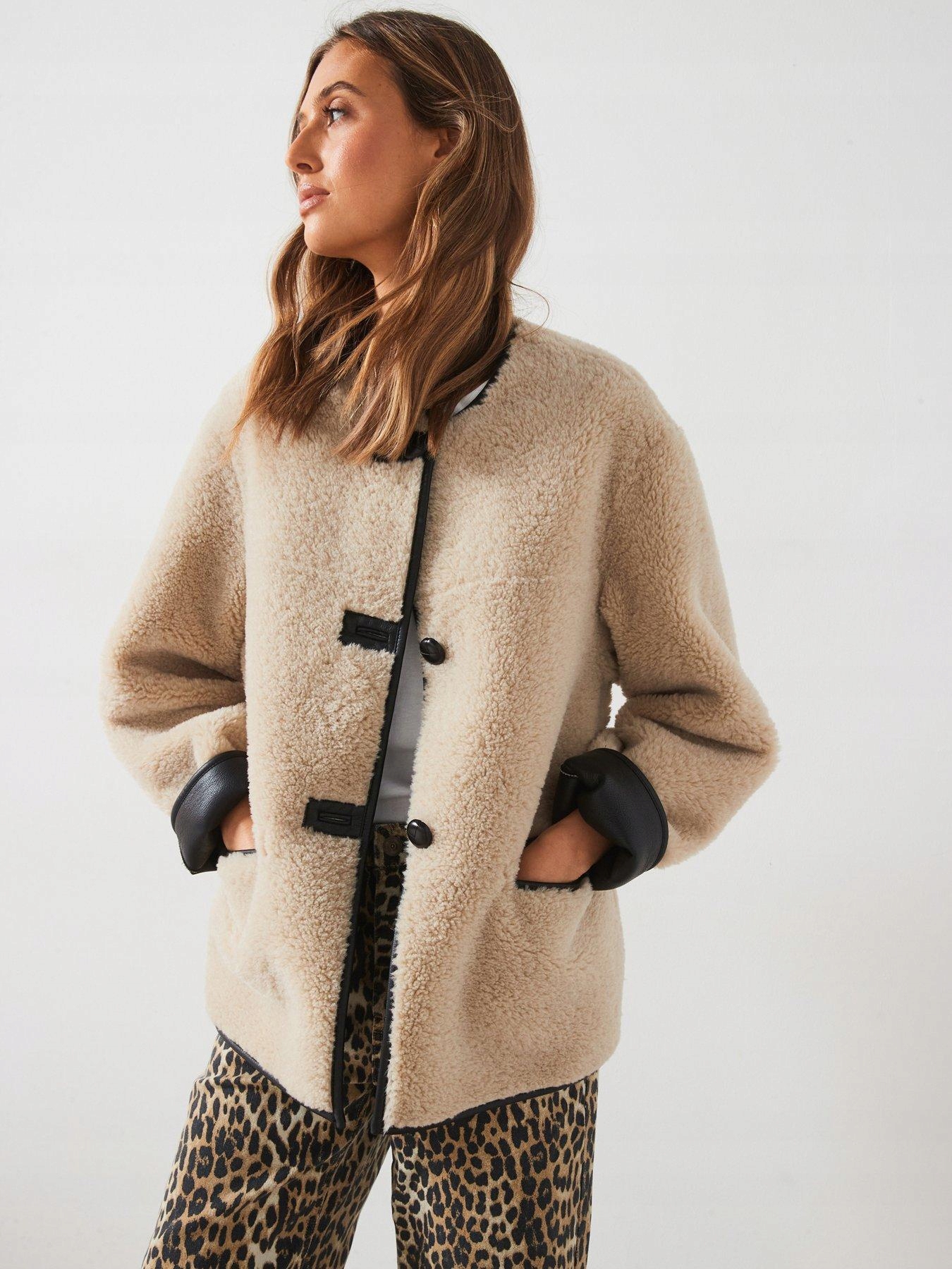 Mango Kabát S Kožešinovým Efektem XXL