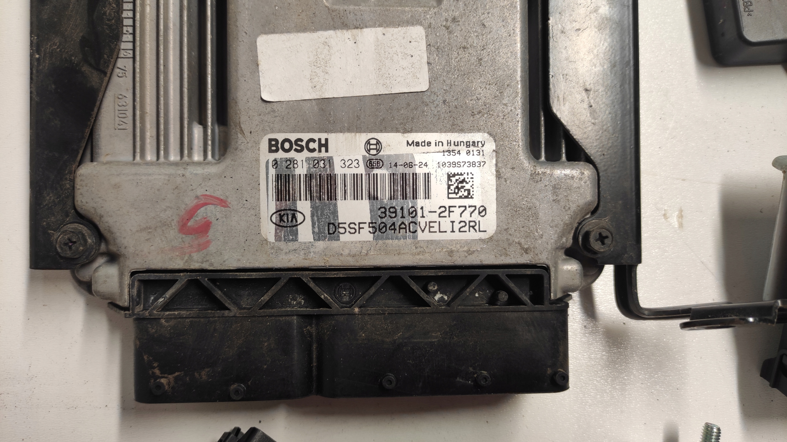 KIA SPORTAGE III 2.0 CRDI computer running board STARTOWY 10-15