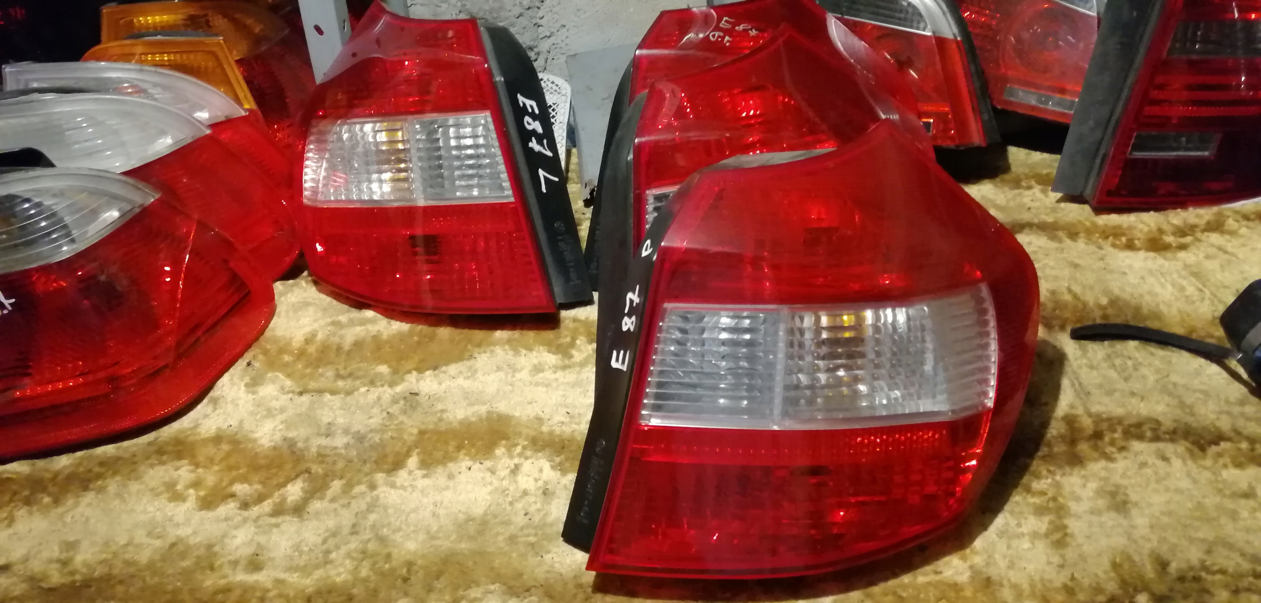 LAMPA TYŁ LEWA LUB PRAWA BMW E87