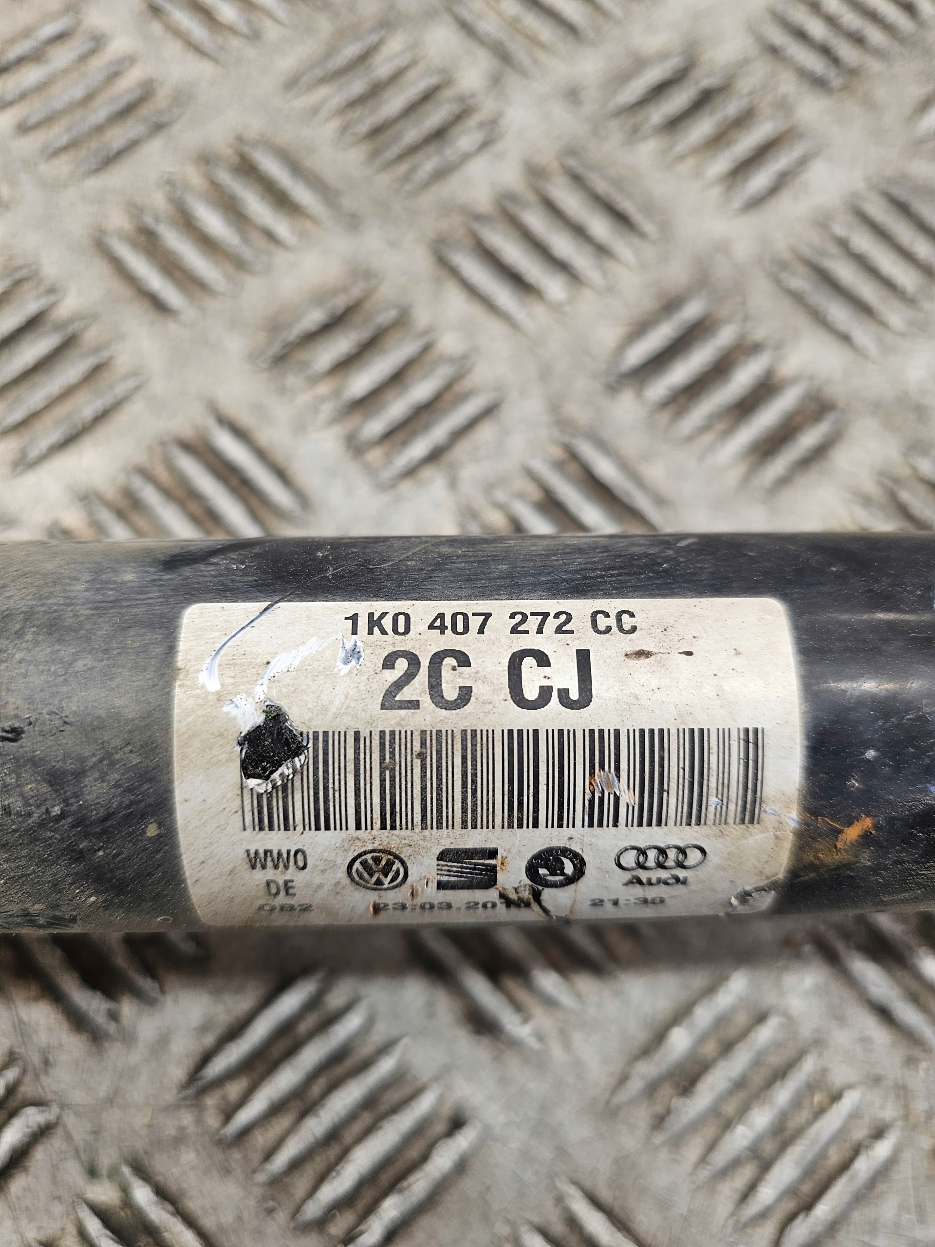 Volkswagen SKODA OE 1K0407272CC semi-axis front