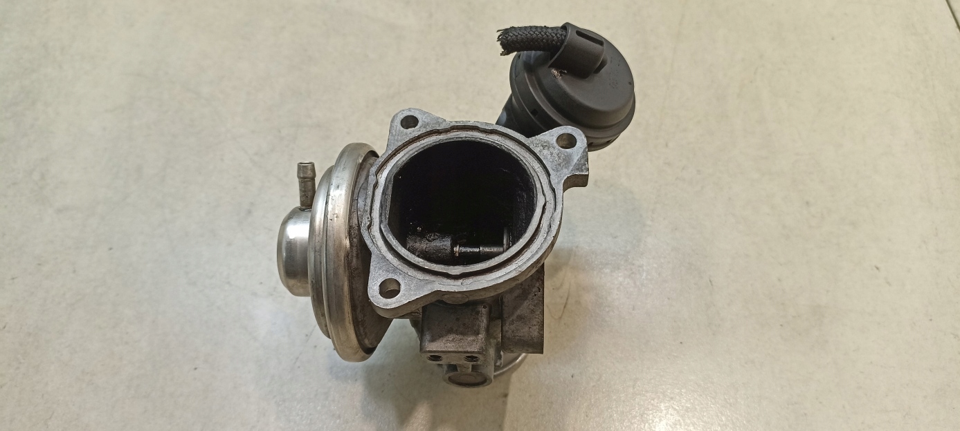 AGR-Ventil VW AUDI 1.9 ADR TDI 038131501E