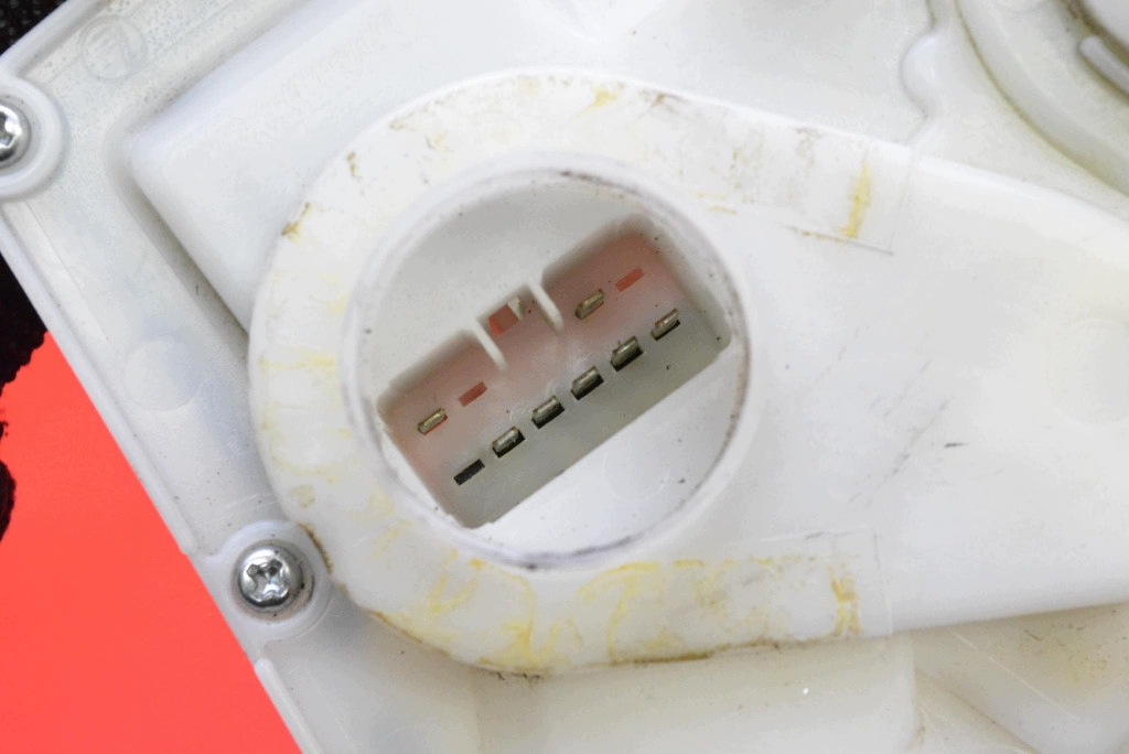 lock door left front front EU SUZUKI SX4 1 and HB 06-14