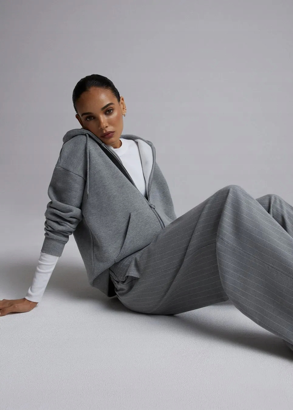 Bluza damska rozpinana z kapturem Diverse Hoola B 261 Szary Melanż M