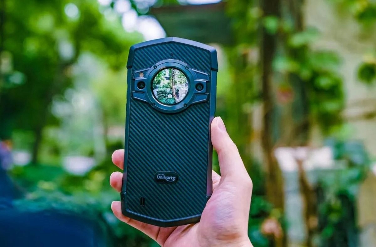 Unihertz Tick Tock 5G スマートフォン Unihertz TickTock - デュアル スクリーンを搭載した 6.5 インチ