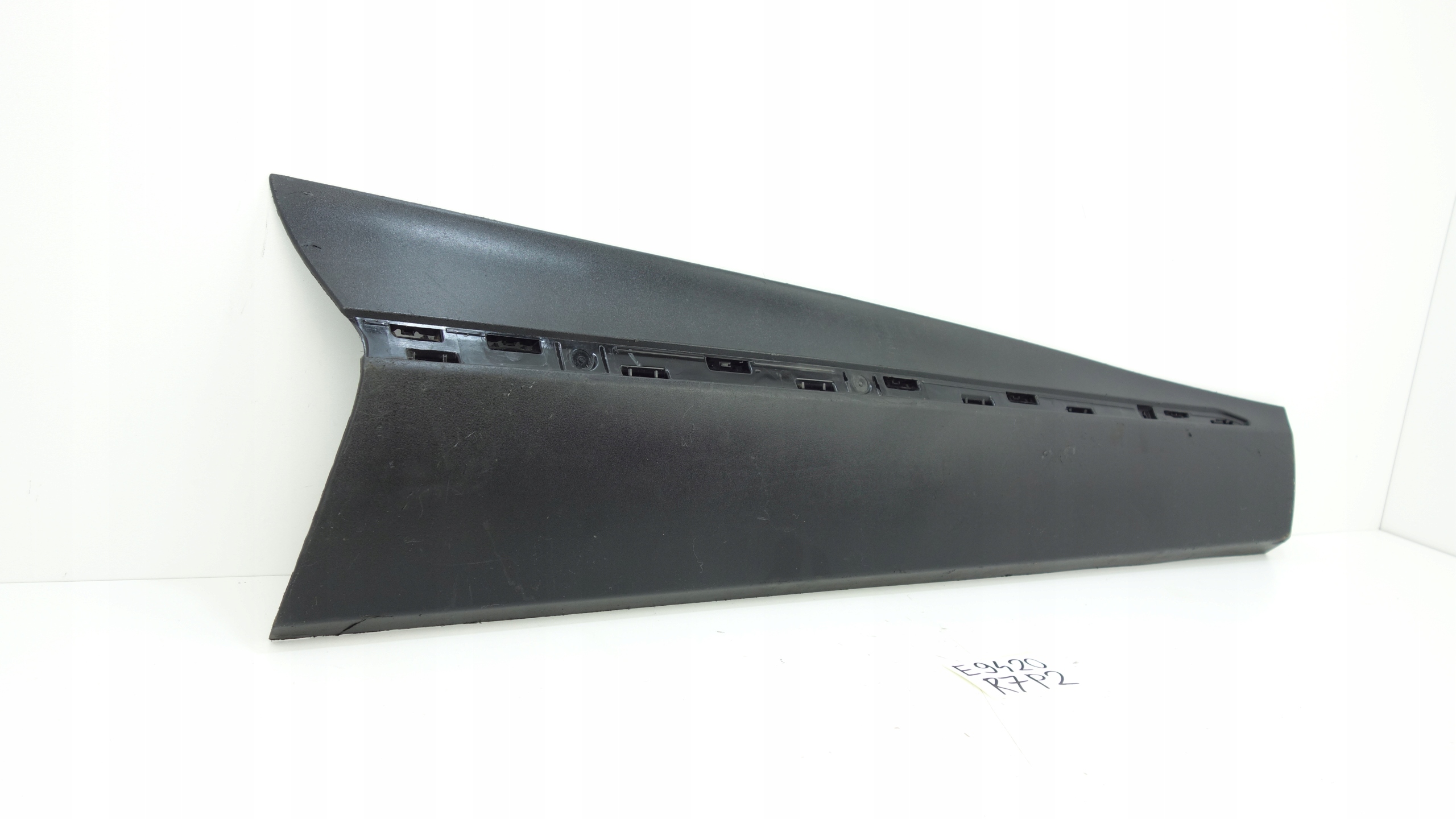 RENAULT CAPTUR and 2013- moulding door right front 801867830R