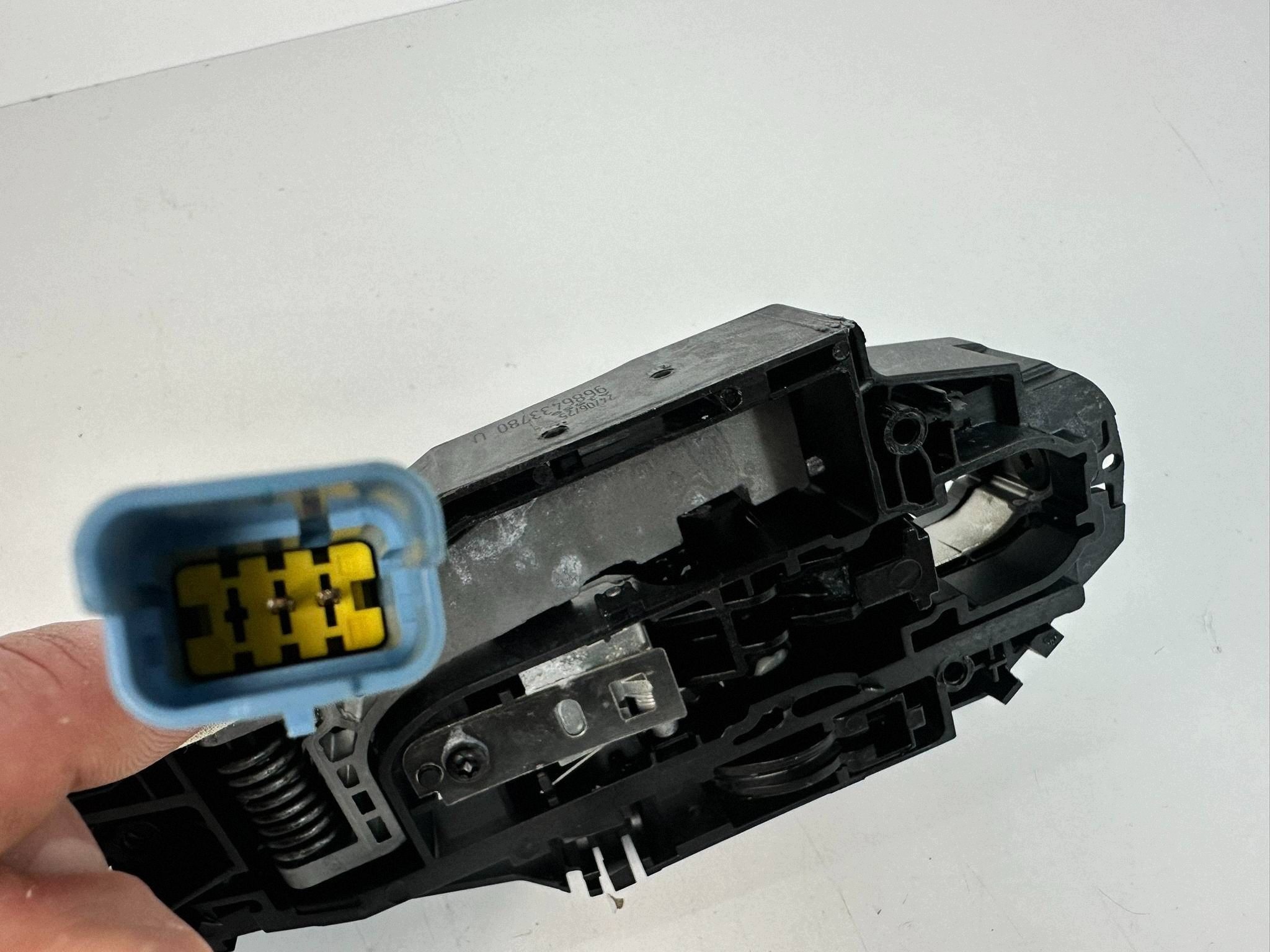 Opel Mokka B handle door left front left front keyless