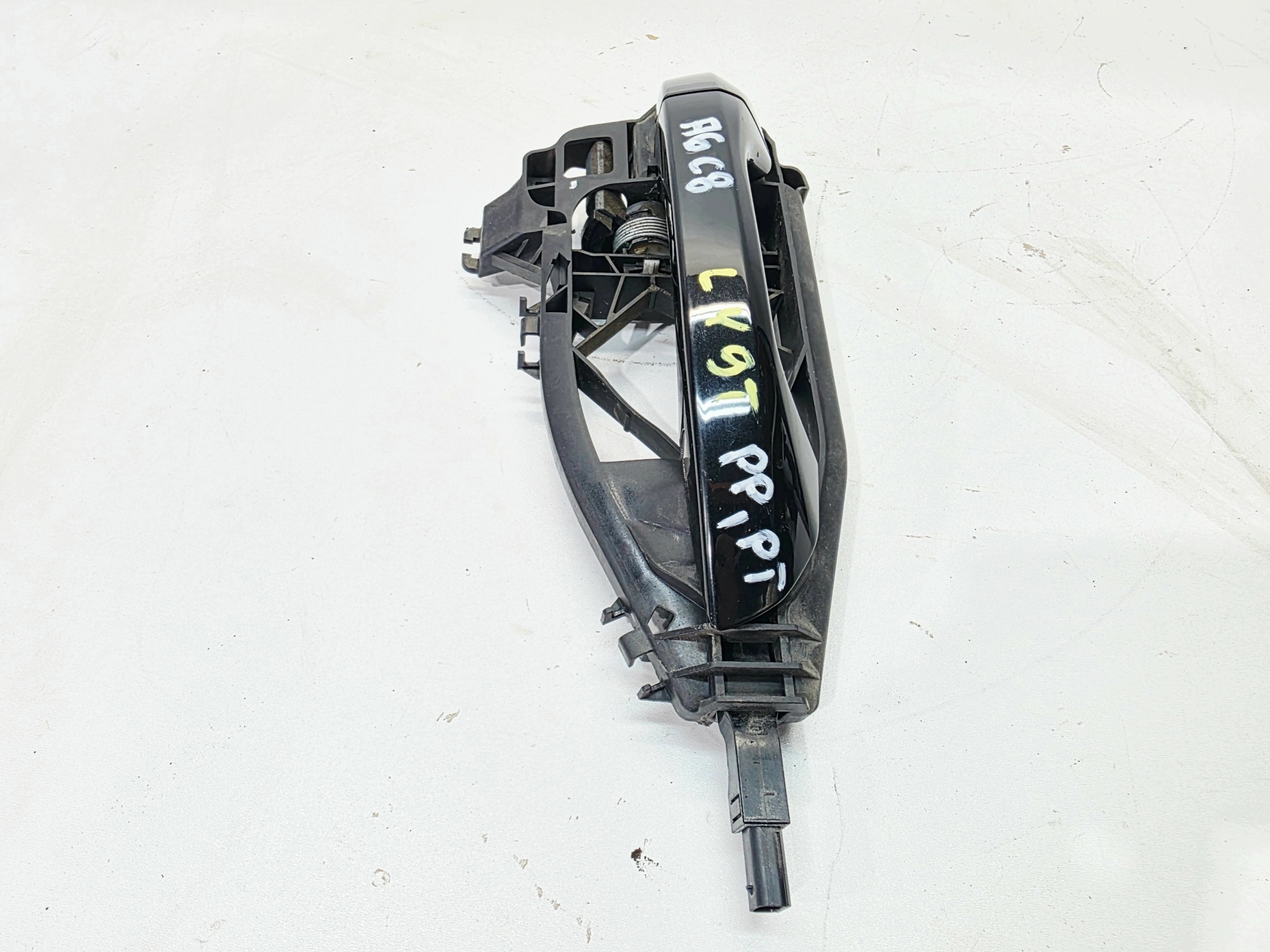 handle exterior door right KEYLESS AUDI A6 C8 4N0837812B LY9T