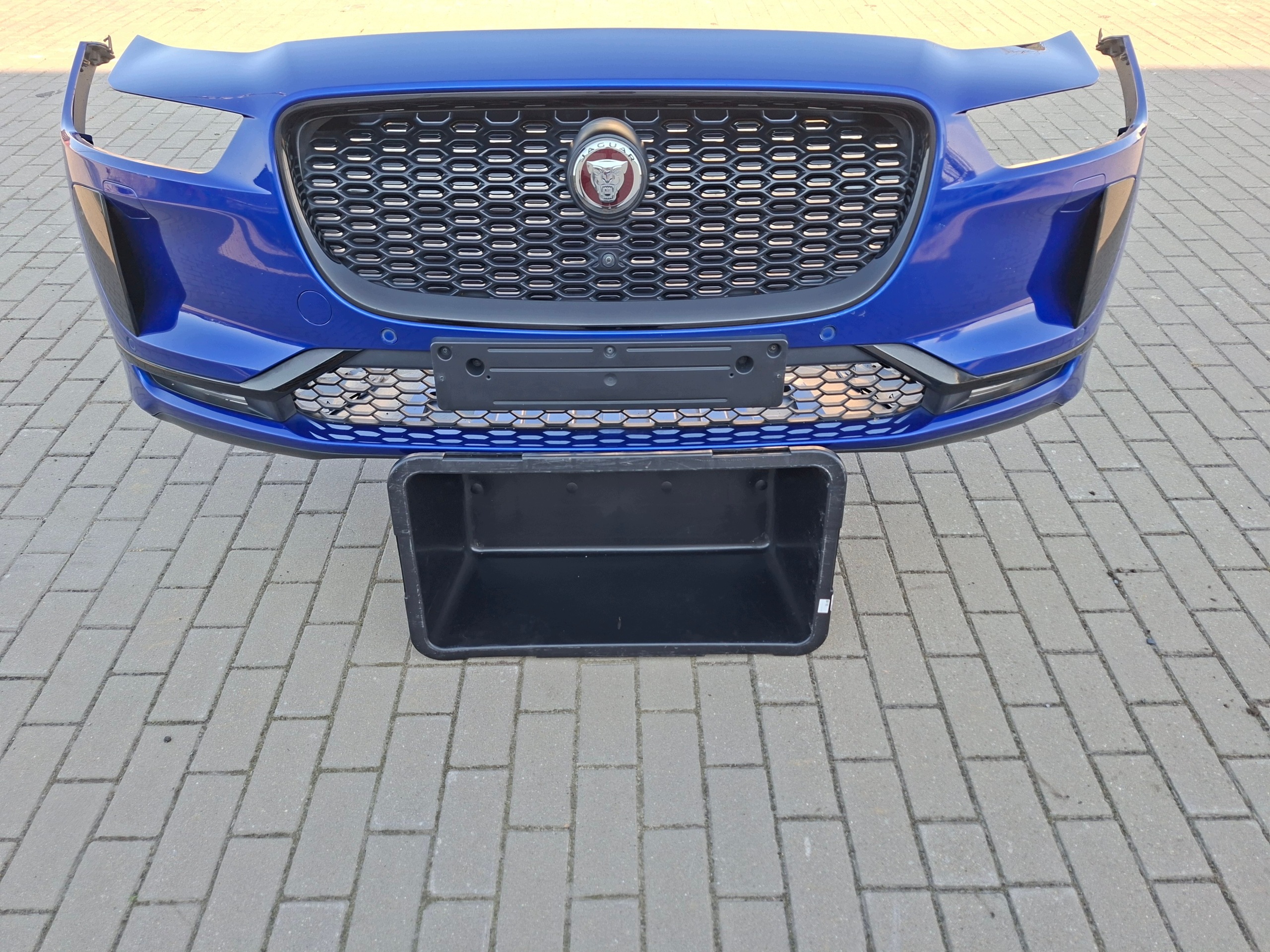 bumper front front complete PDC LED RADAR KAMERA JAGUAR and-PACE X590 JHK