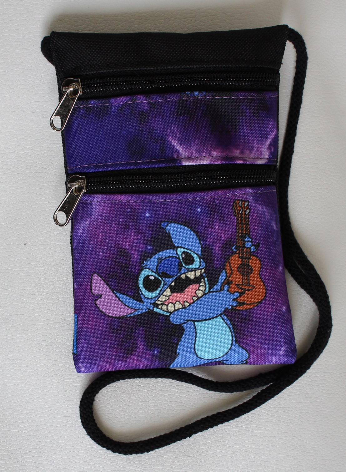 SASZETKI SASZETKA + PASZPORTÓWKA NERKA STICH BIODROWA DLA NASTOLATKÓW Liczba kieszeni 2