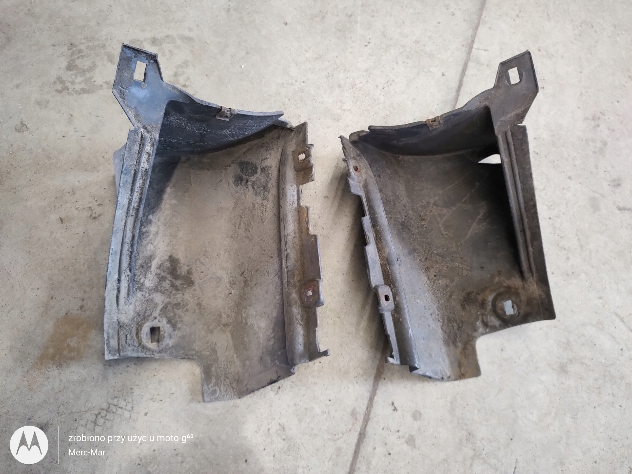 2018840331 - Накладки на пороги MERCEDES W201 190