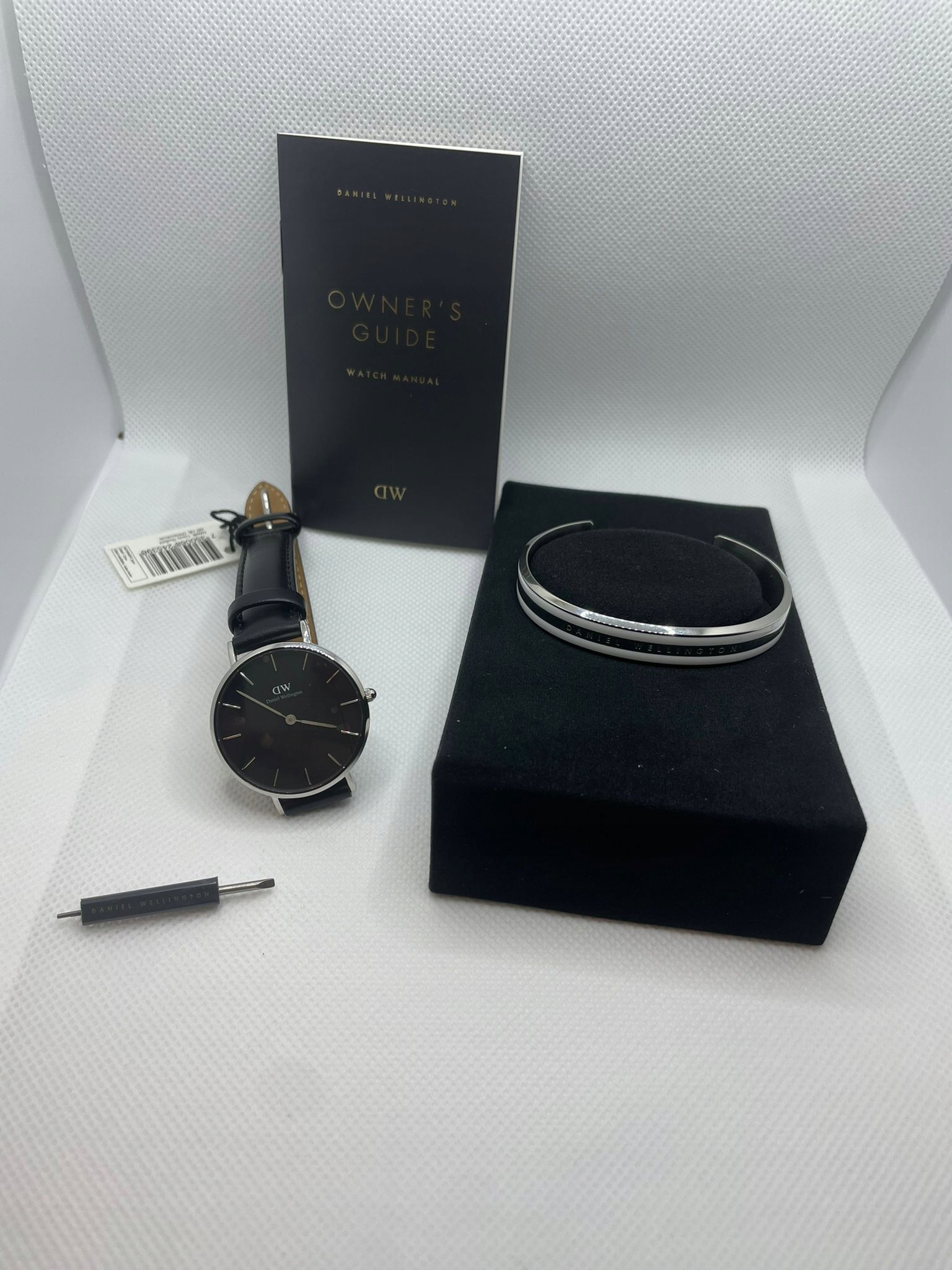 ZEGAREK DANIEL WELLINGTON + BRANSOLETA CZARNY DW00500910 Marka Daniel Wellington