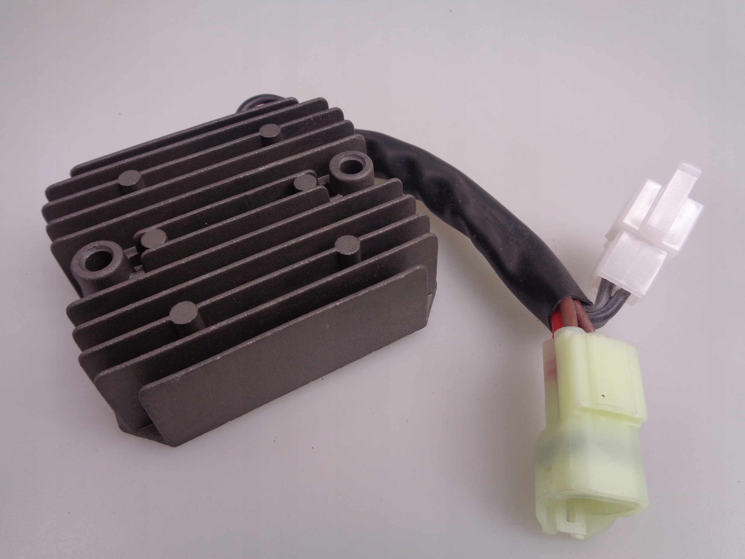 REGULATOR NAPIĘCIA SUZUKI VL 1500 INTRUDER 05-09 Producent inny