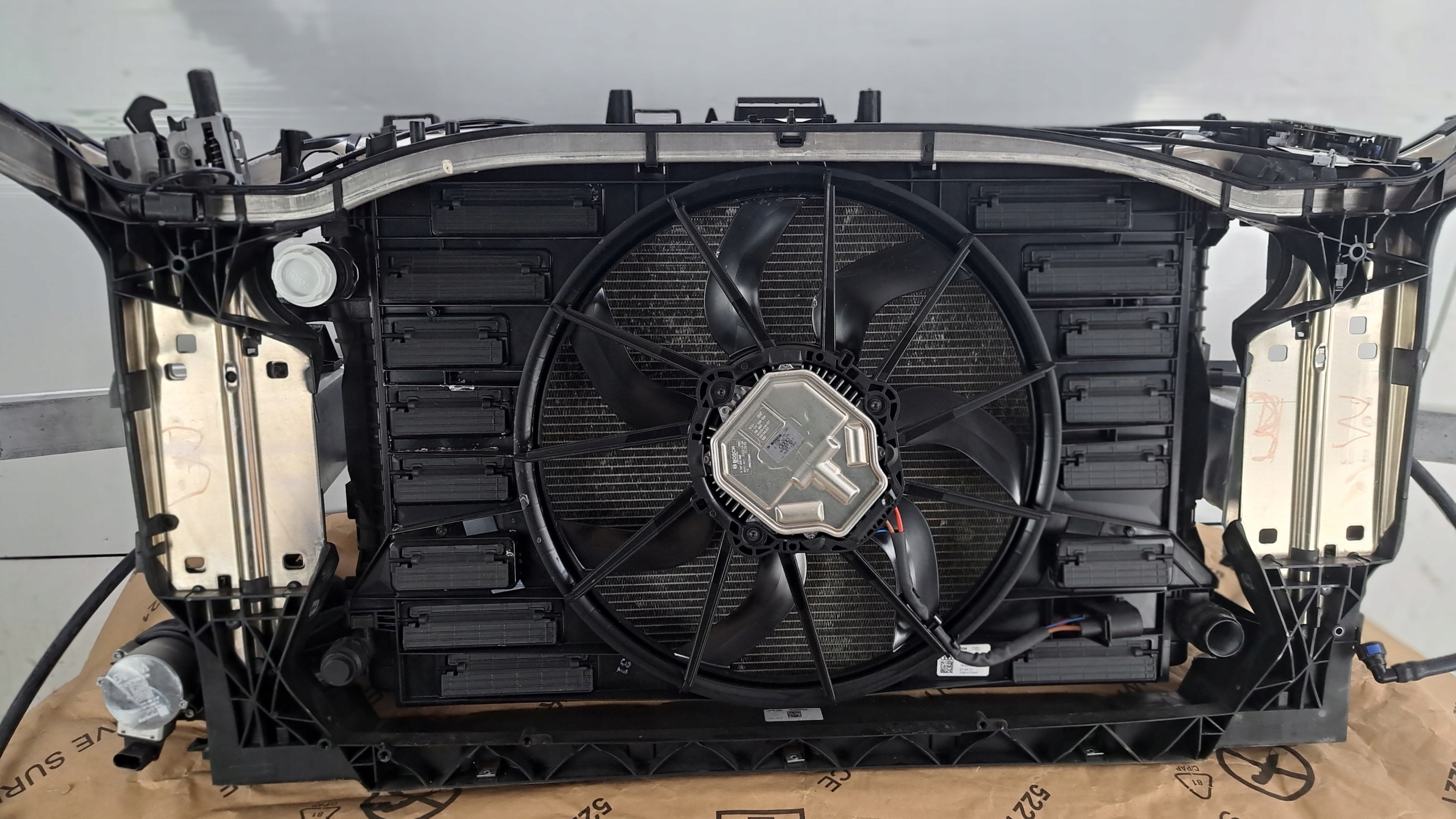 WZMOCNIENIE PAS AUDI A6 C8 4K C8 2.0 TDI MAX KOMPLETNY 2019-2023 Typ samochodu Samochody osobowe