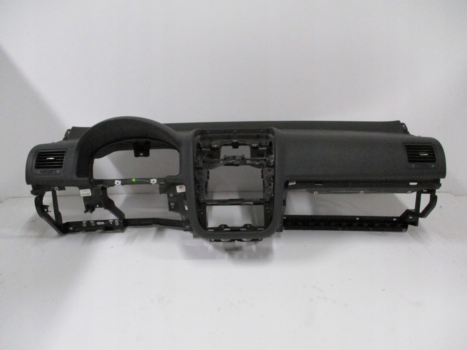 dashboard VW GOLF V 1K0 unprotected