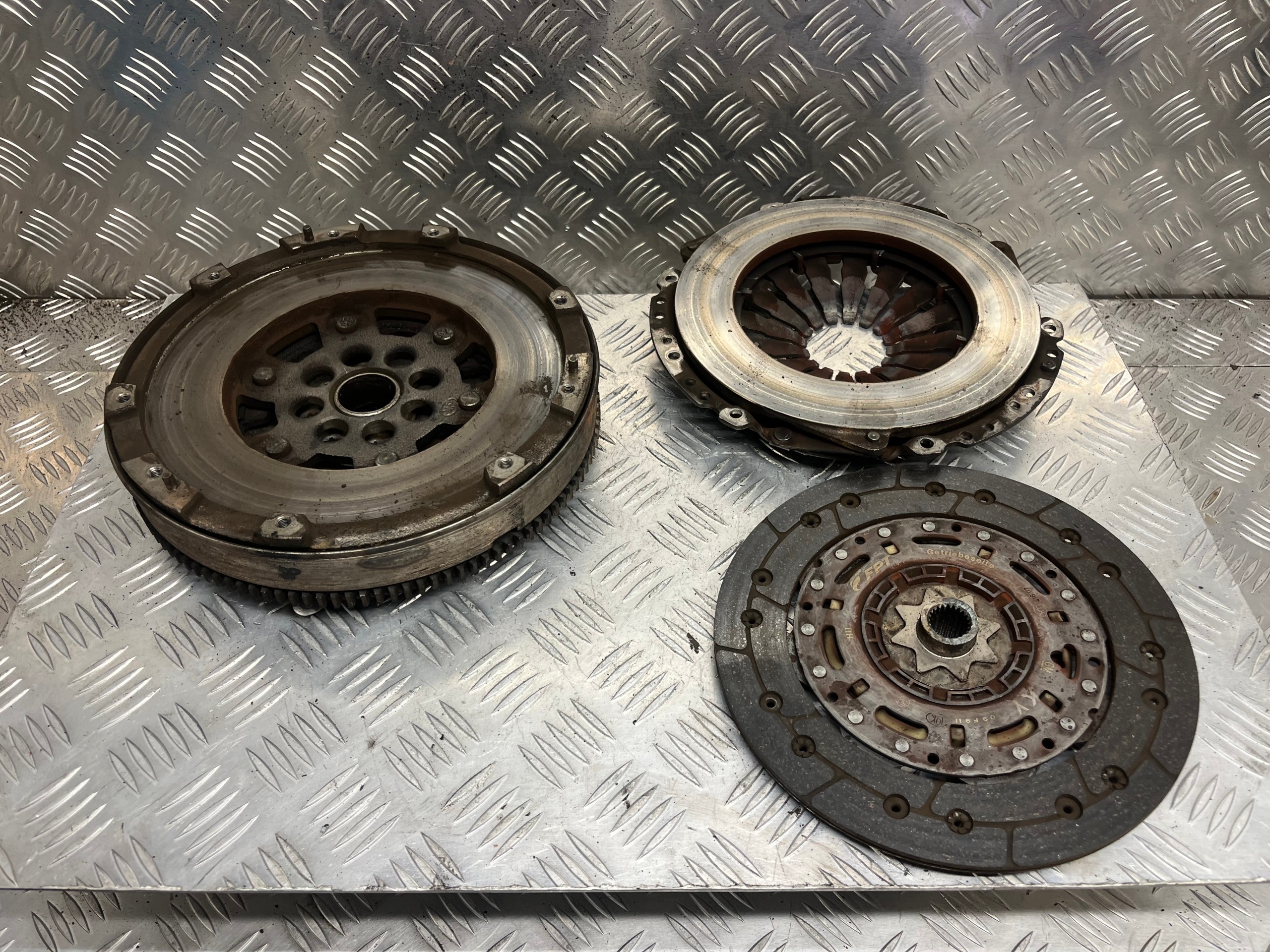 frizione completi OPEL CORSA E 55351938 1.3 CDTI