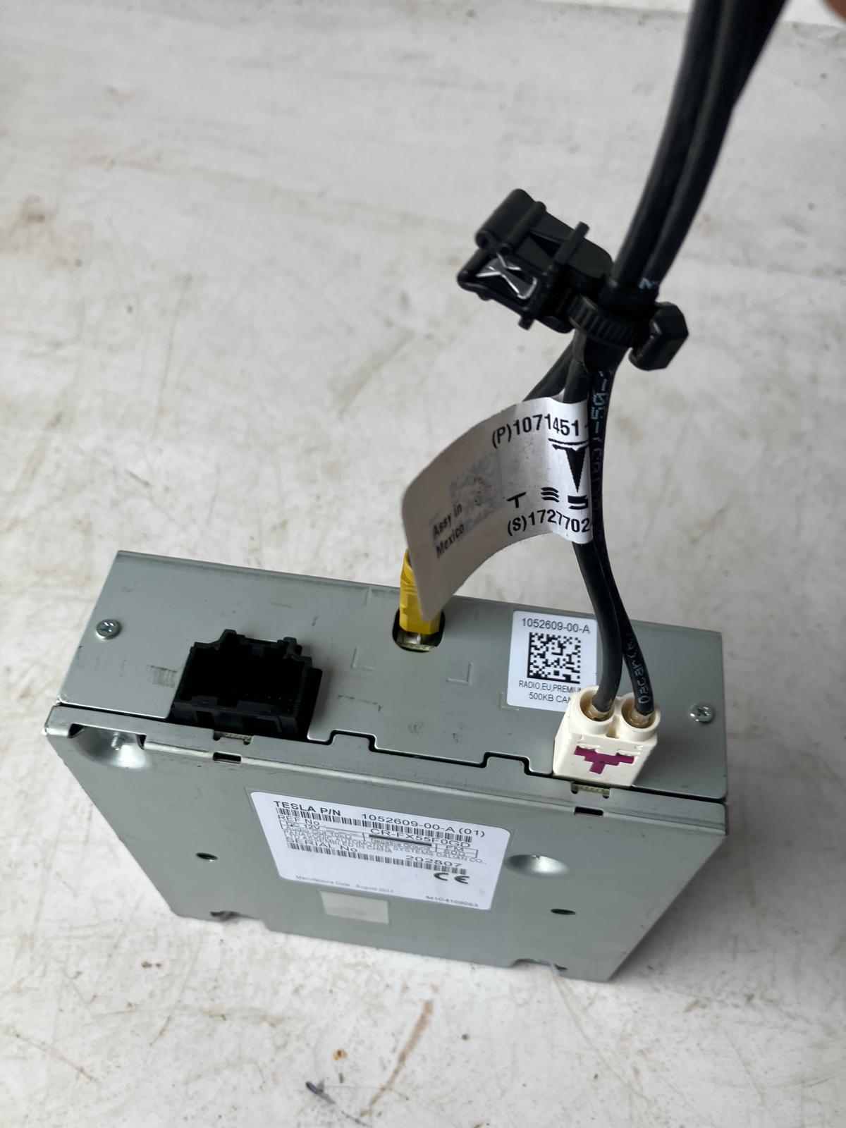modulo TUNER RADIA TESLA MODEL S 1052609-00