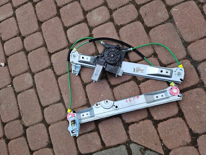 window regulator front front right EUROPA Opel Corsa E 39161990